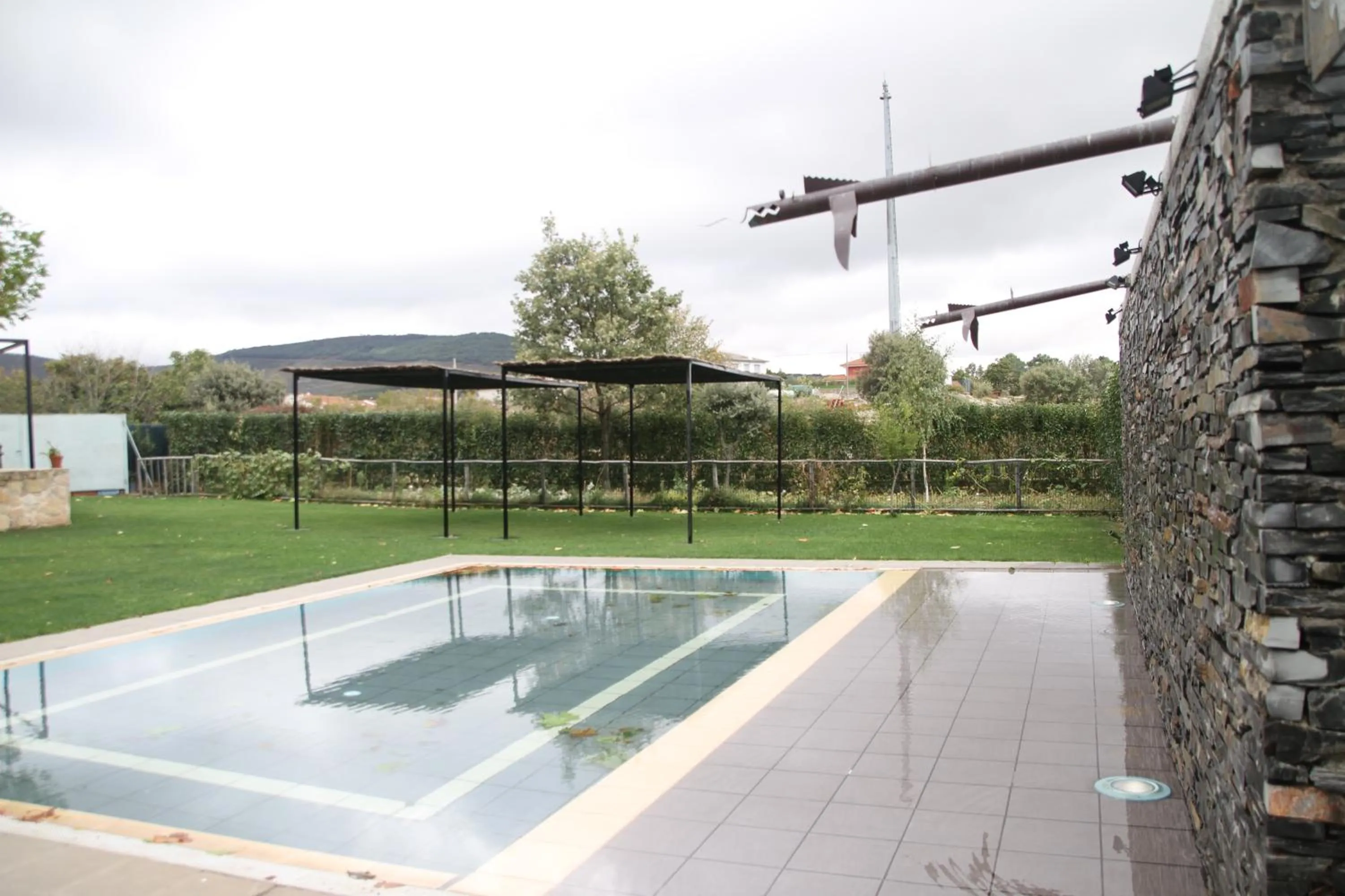 Swimming pool in Sierra Quilama -TOP 3 en Alojamientos-Junto a La ALBERCA