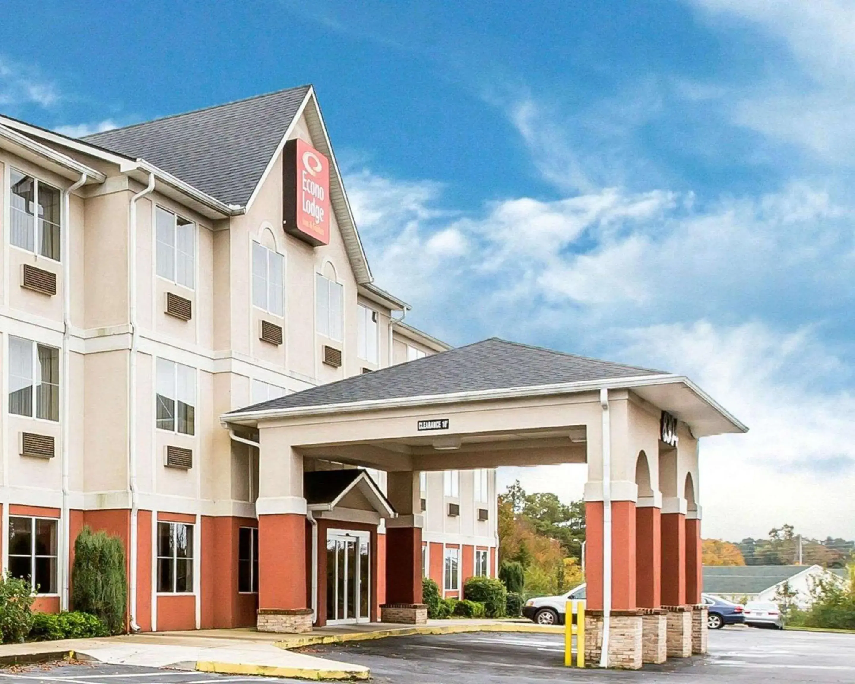 Property building in Econo Lodge Inn & Suites Douglasville Property building in Econo Lodge Inn & Suites Douglasville