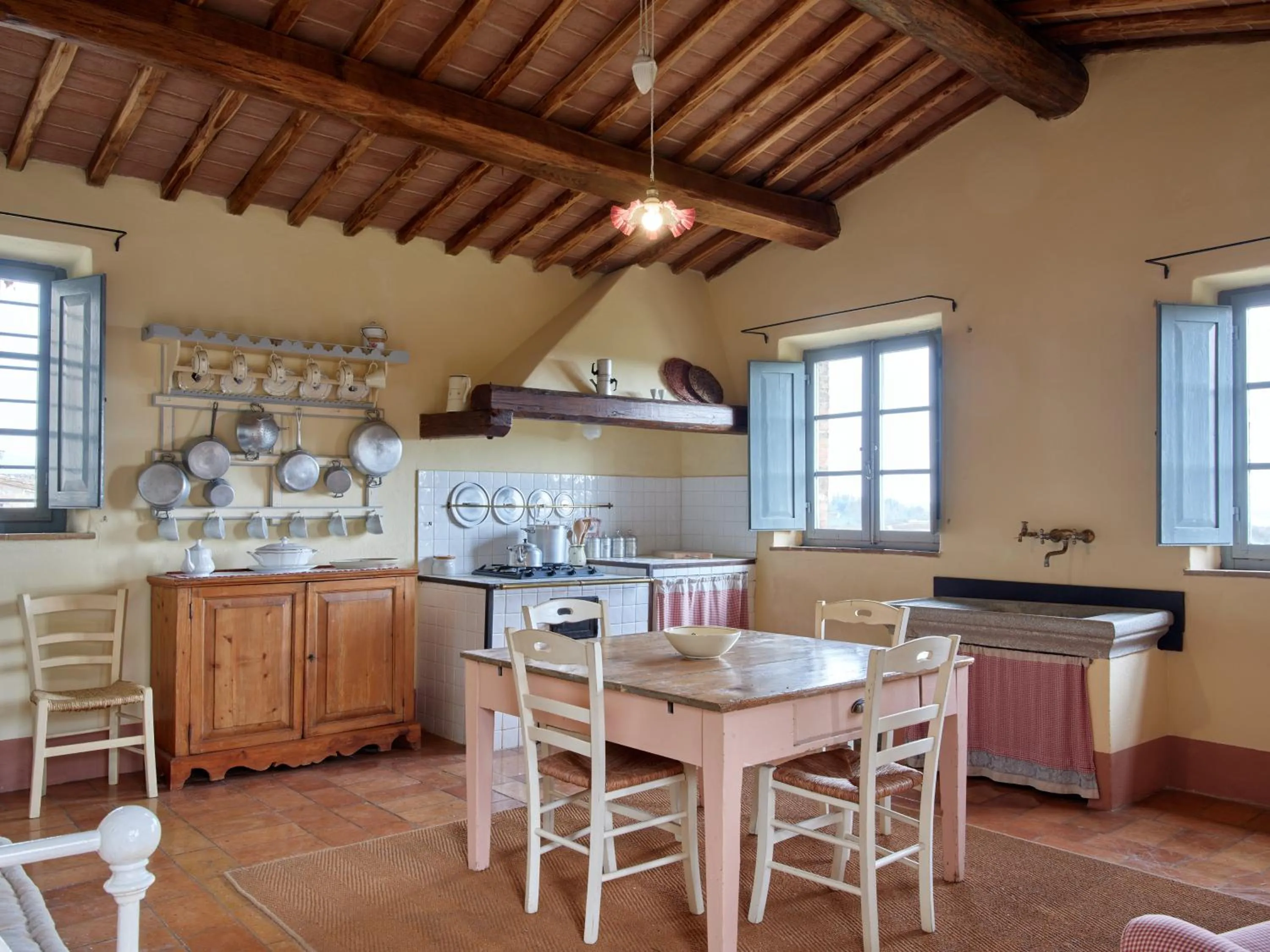 Dining area in Borgo Argenina