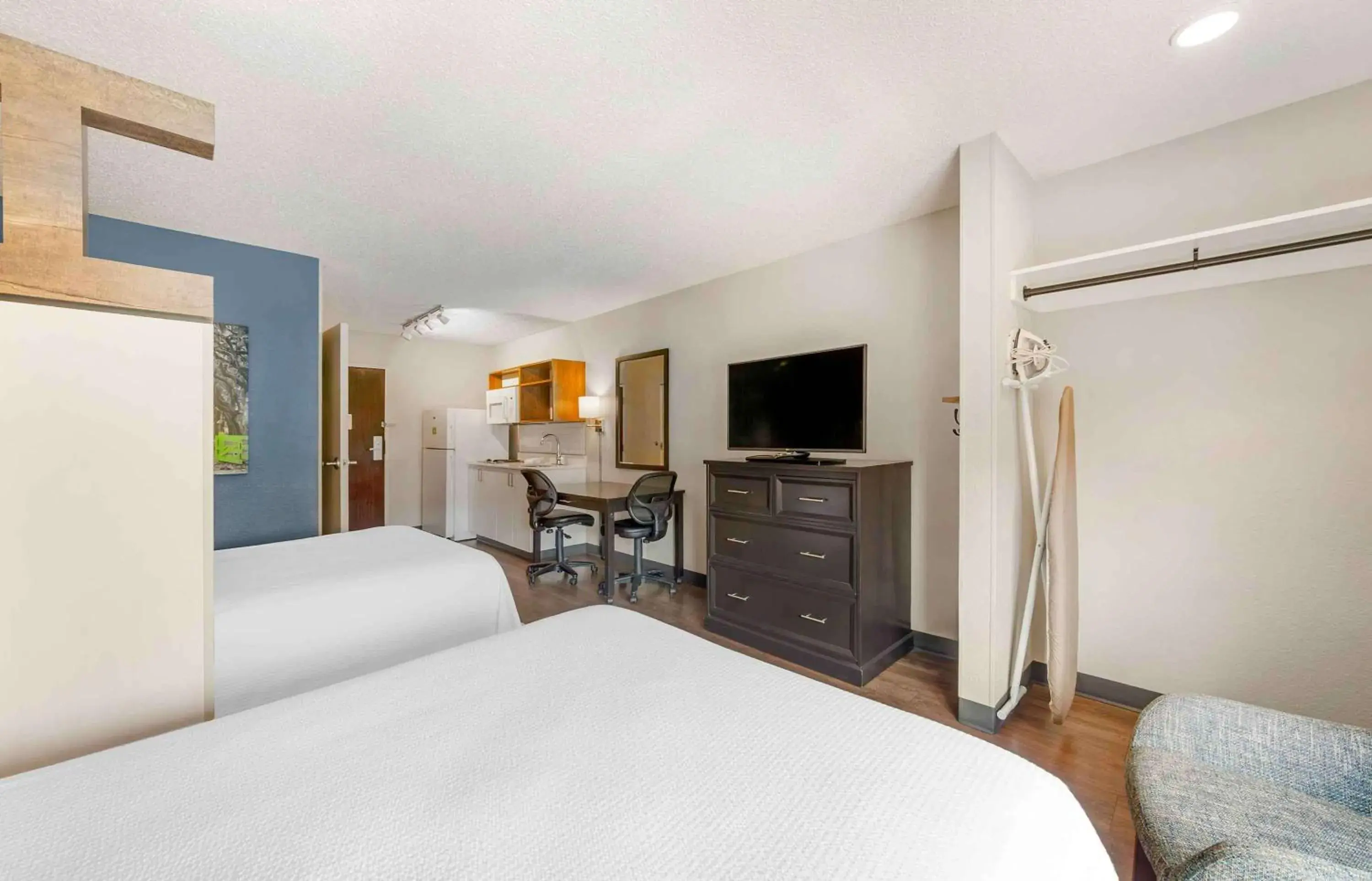 Bedroom, Bed in Extended Stay America Premier Suites - Fort Lauderdale - Convention Center - Cruise Port Bedroom, Bed in Extended Stay America Premier Suites - Fort Lauderdale - Convention Center - Cruise Port