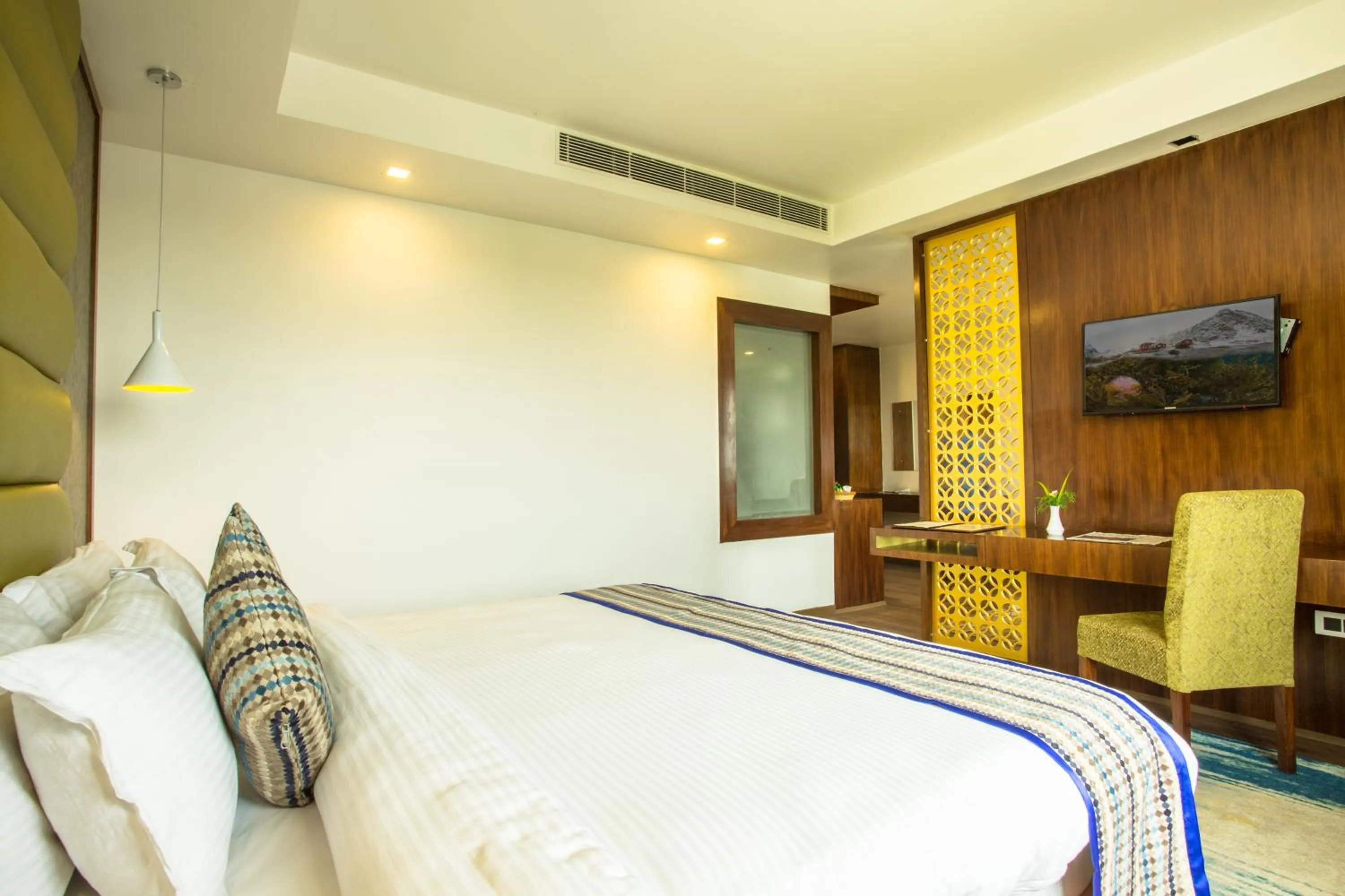 Bedroom, Bed in Hotel Siddhartha, Nepalgunj