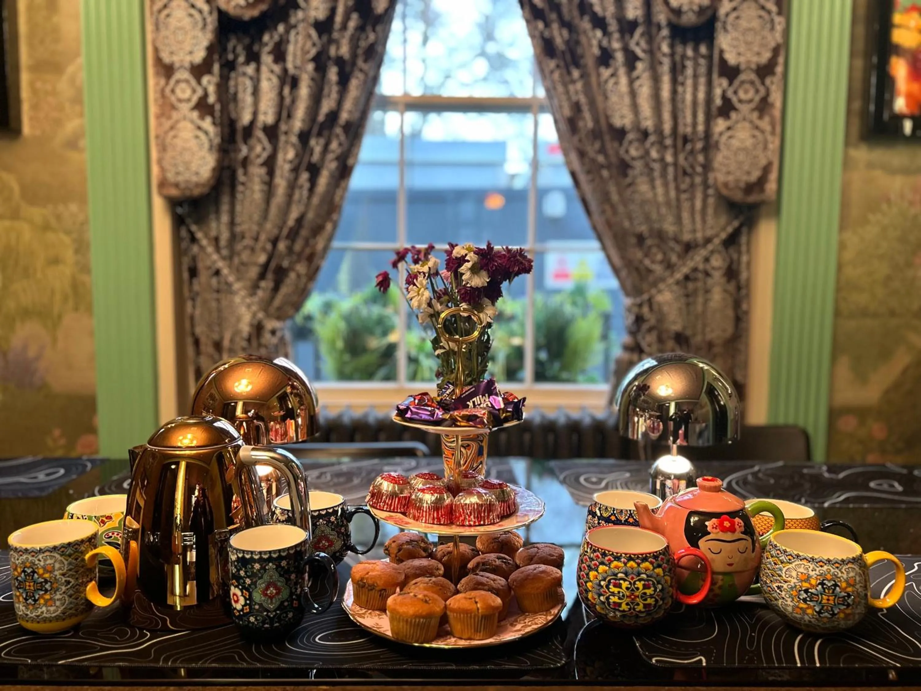 Food and drinks in The Melville Hotel by Rokxy- Kings Cross