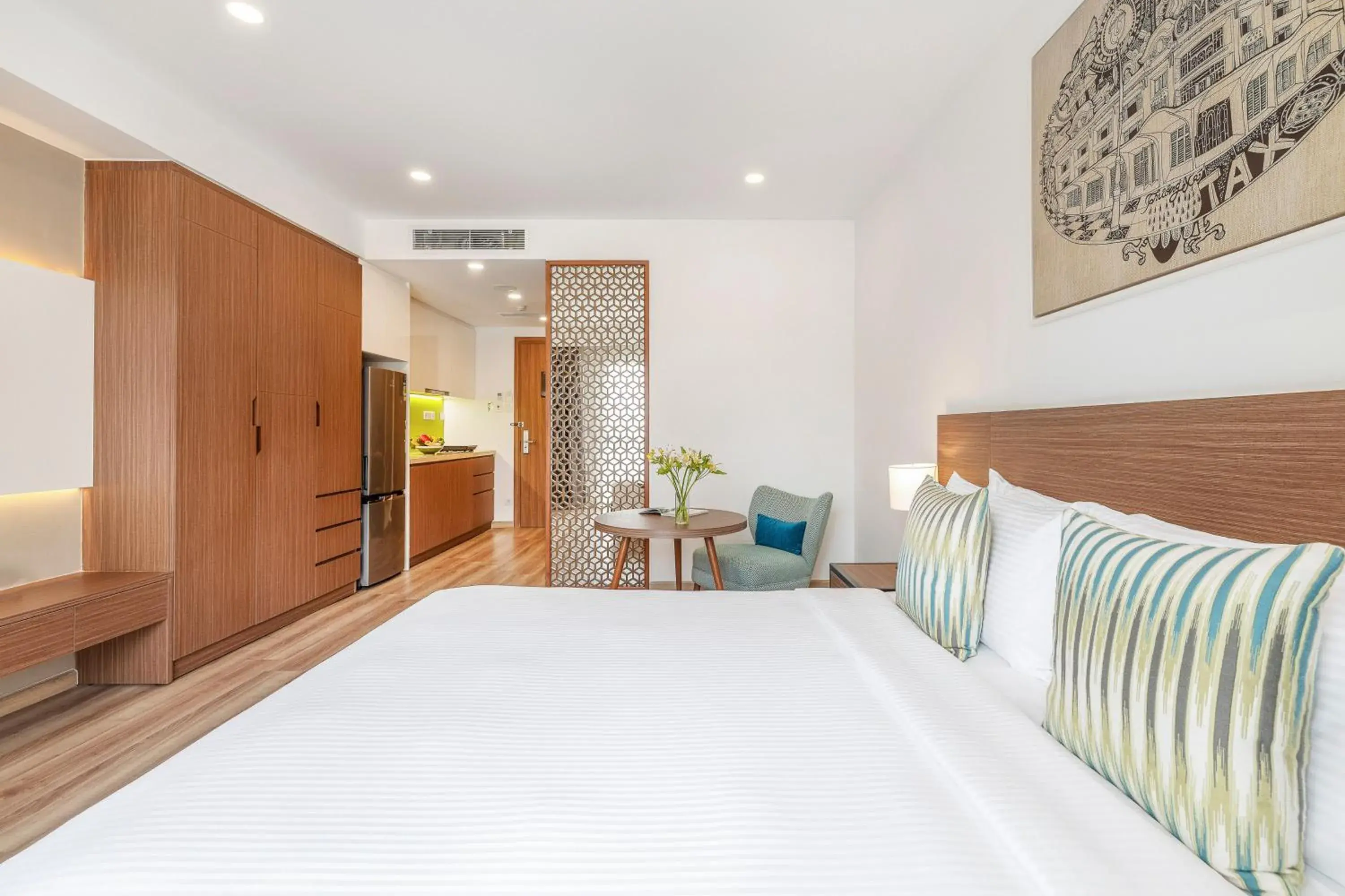 Bed in T-Ritz Saigon Hotel & Apartment Bed in T-Ritz Saigon Hotel & Apartment