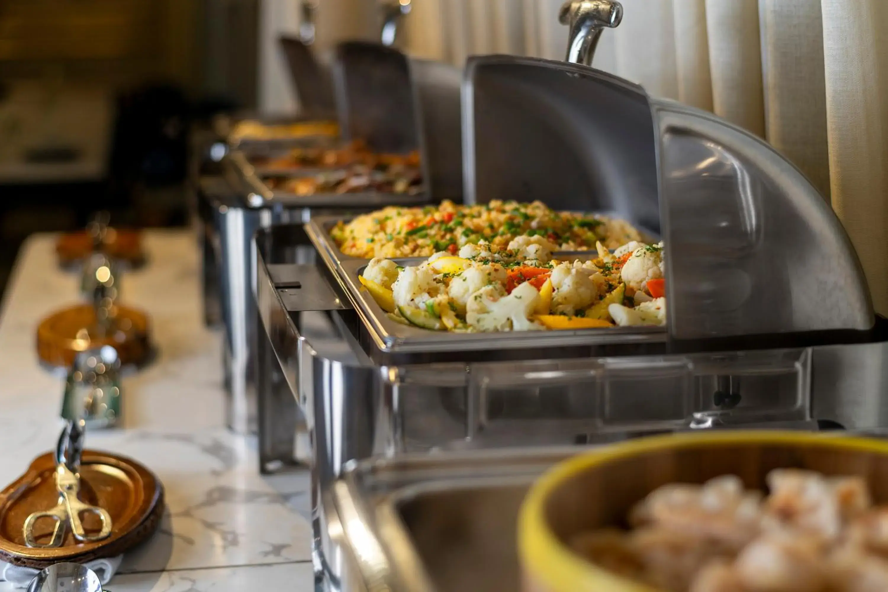Food and drinks in T-Ritz Saigon Hotel & Apartment Food and drinks in T-Ritz Saigon Hotel & Apartment