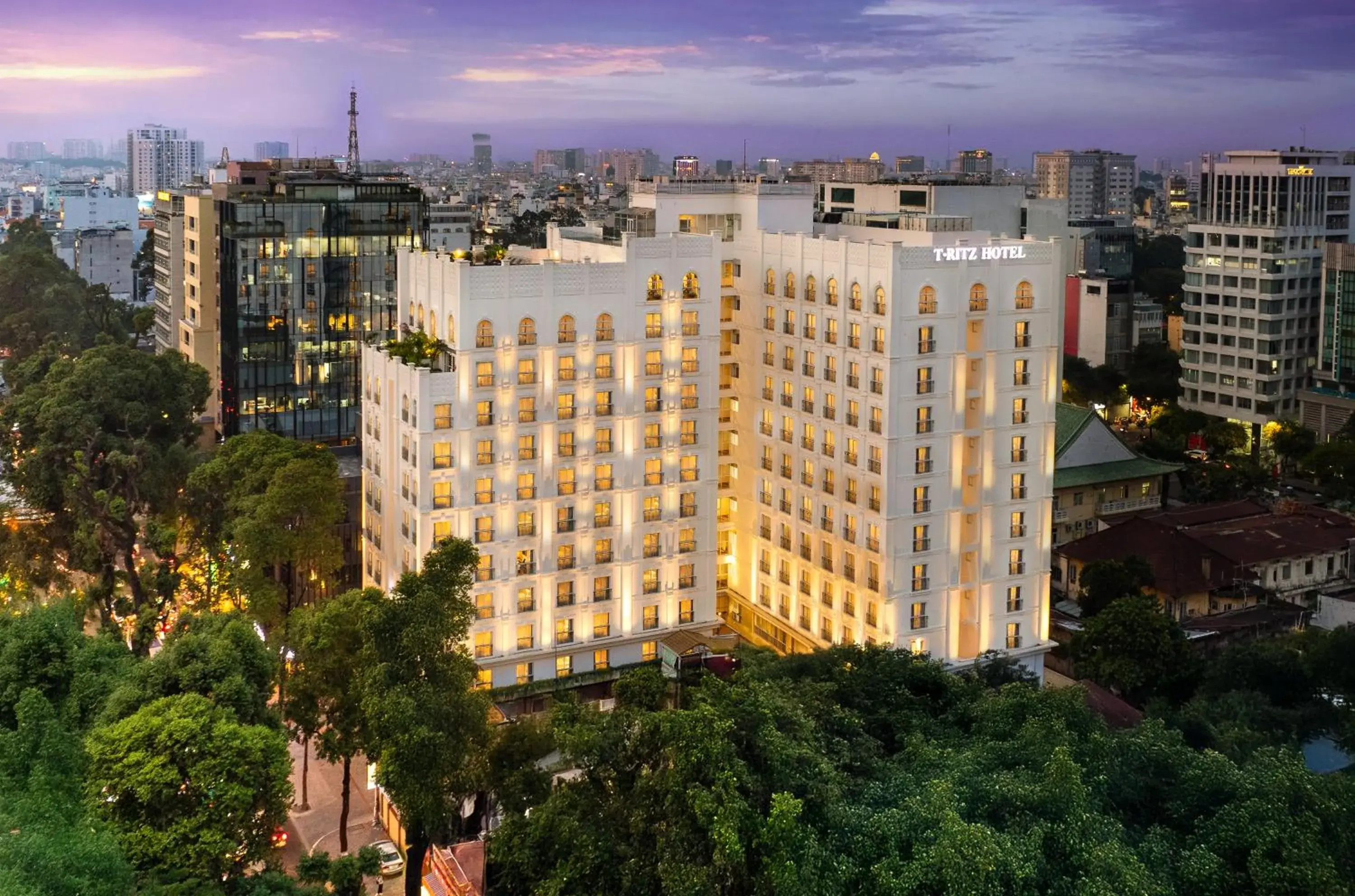 Property building in T-Ritz Saigon Hotel & Apartment Property building in T-Ritz Saigon Hotel & Apartment