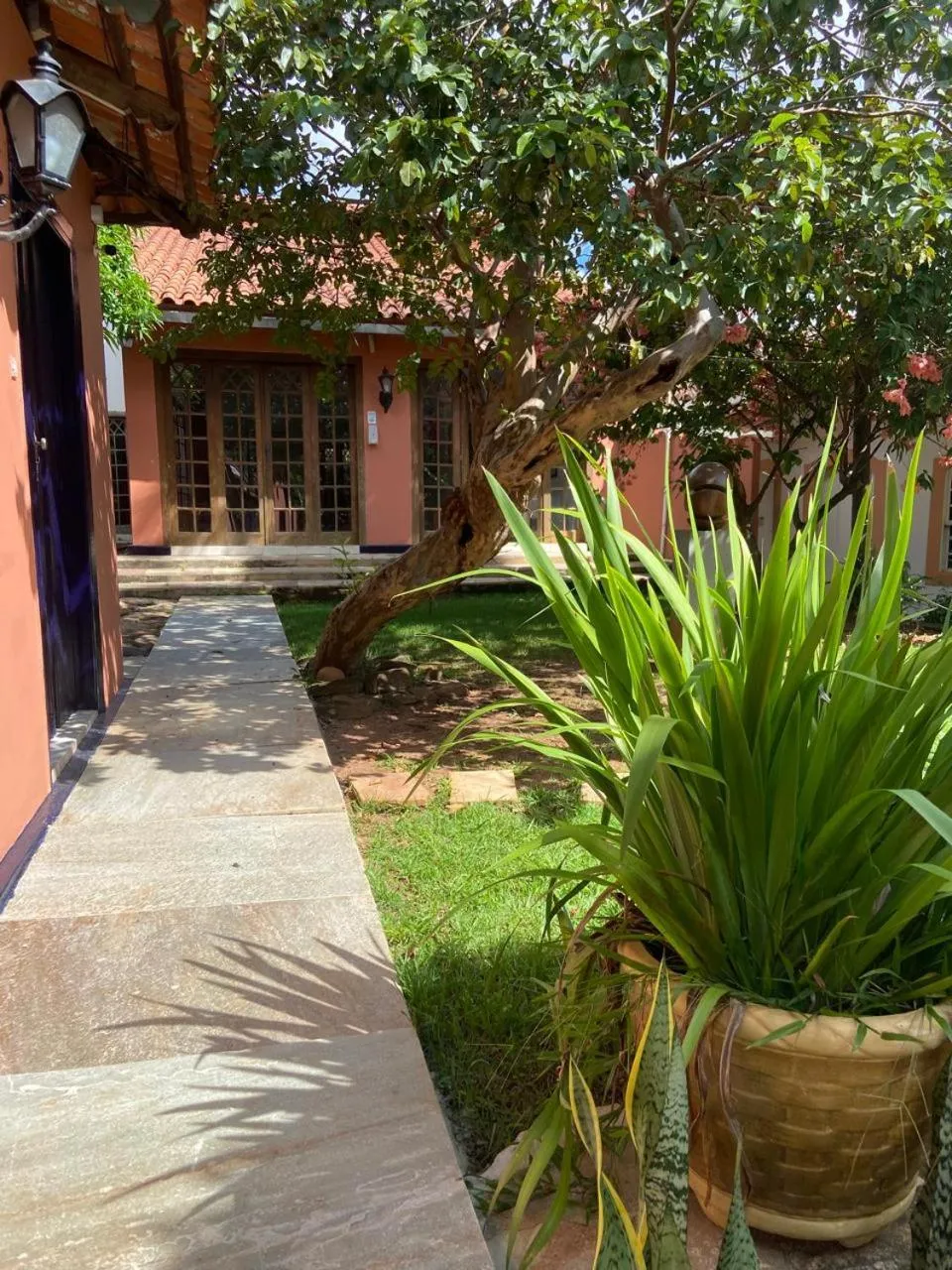 Garden view in Pousada Pouso do Sô Vigario