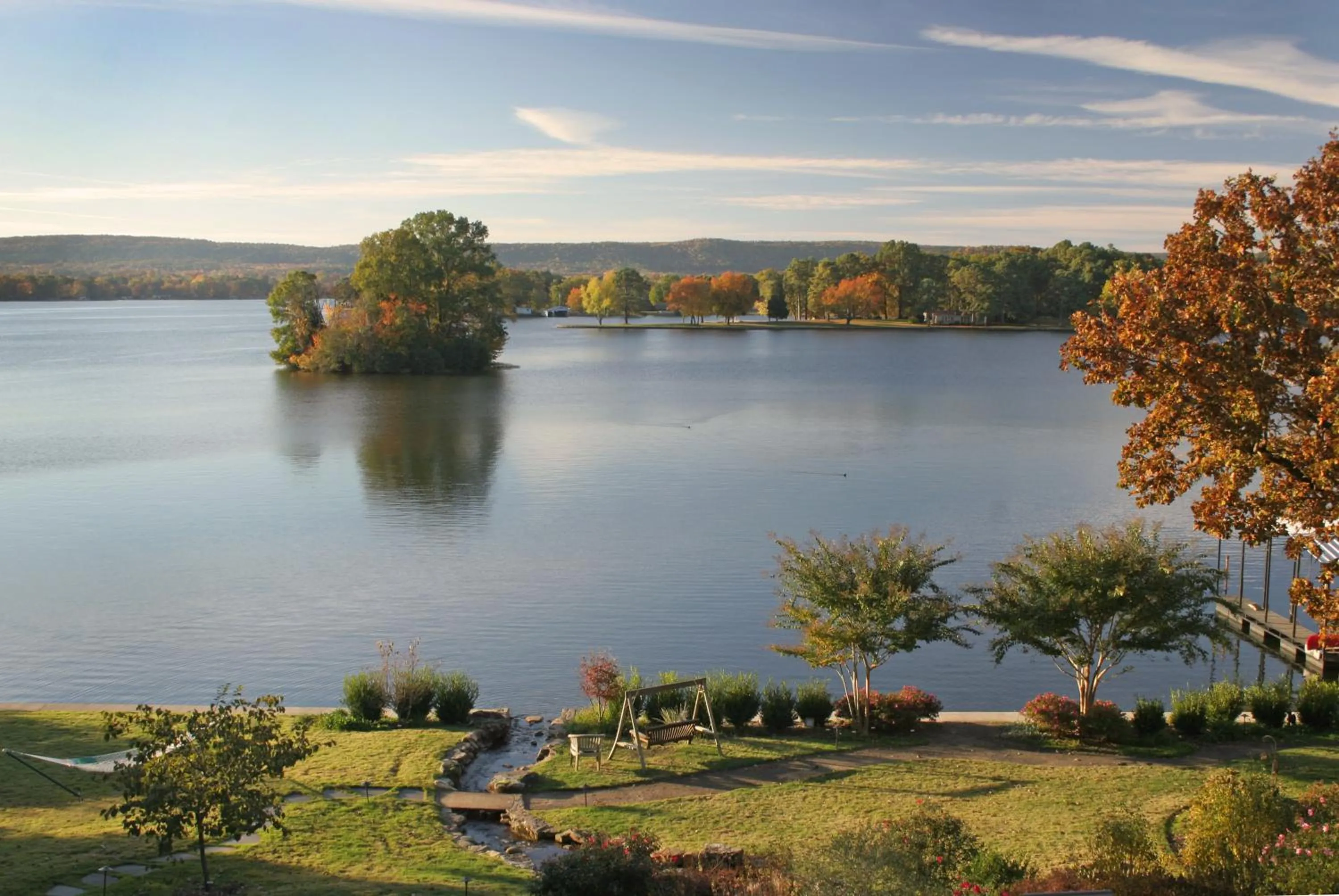 Lookout Point Lakeside Inn