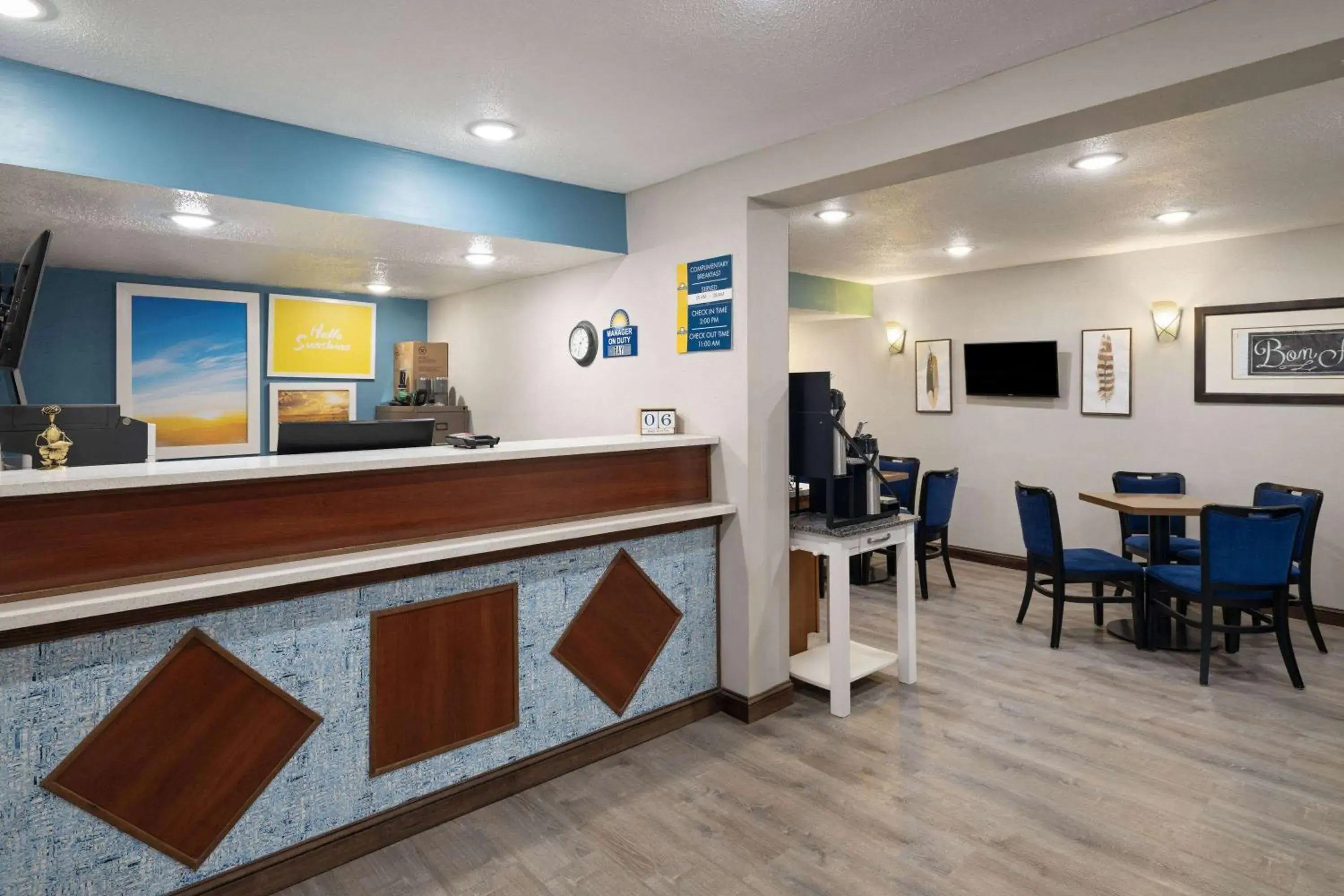 Lobby or reception in Days Inn & Suites by Wyndham Kokomo Lobby or reception in Days Inn & Suites by Wyndham Kokomo