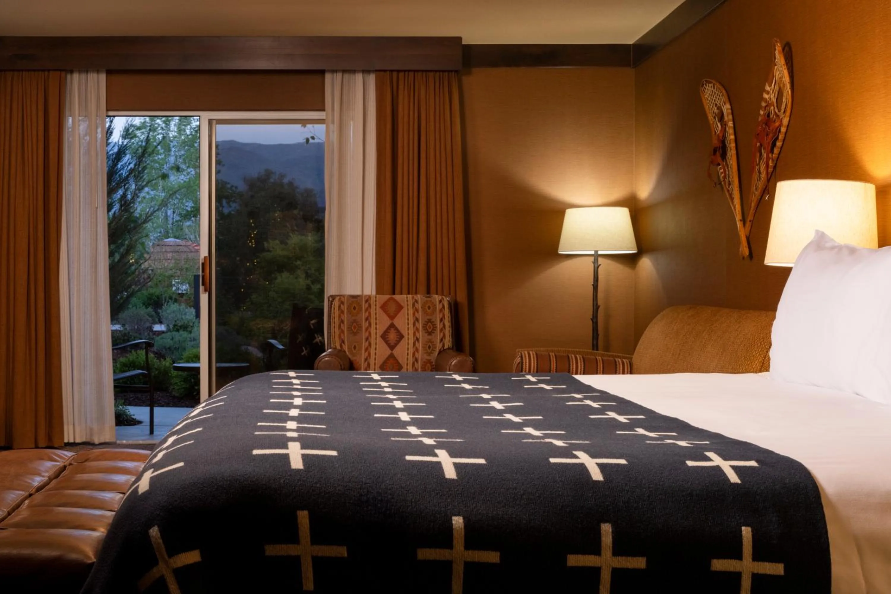 Bed in Wayfinder Bishop