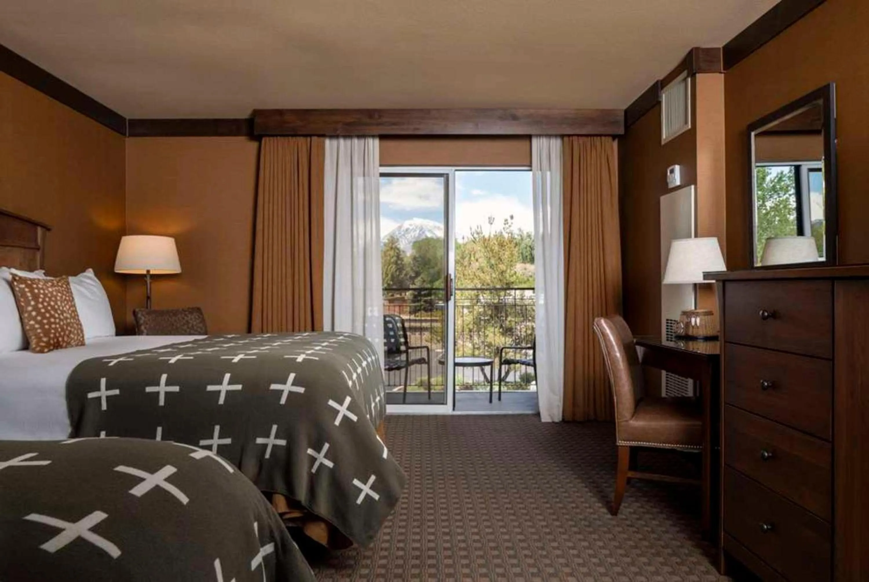 Bedroom, Bed in Wayfinder Bishop