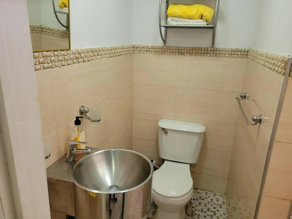 Shower in Apartamento tipo estudio