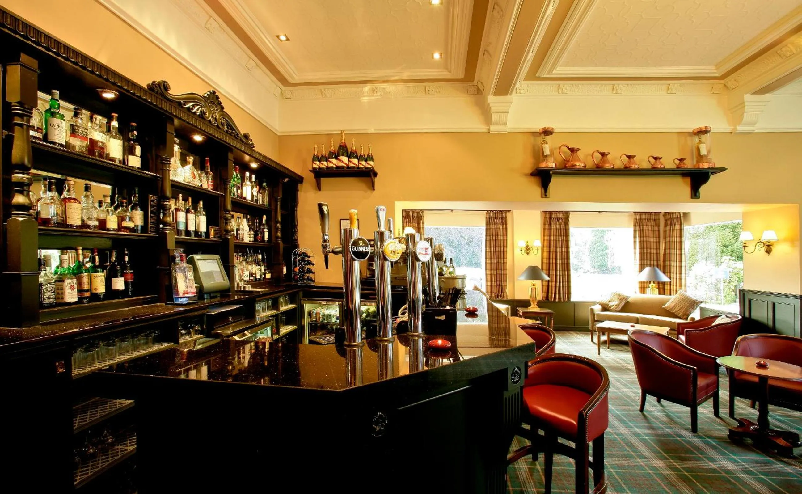 Lounge or bar in Leonardo Boutique Huntingtower Perth