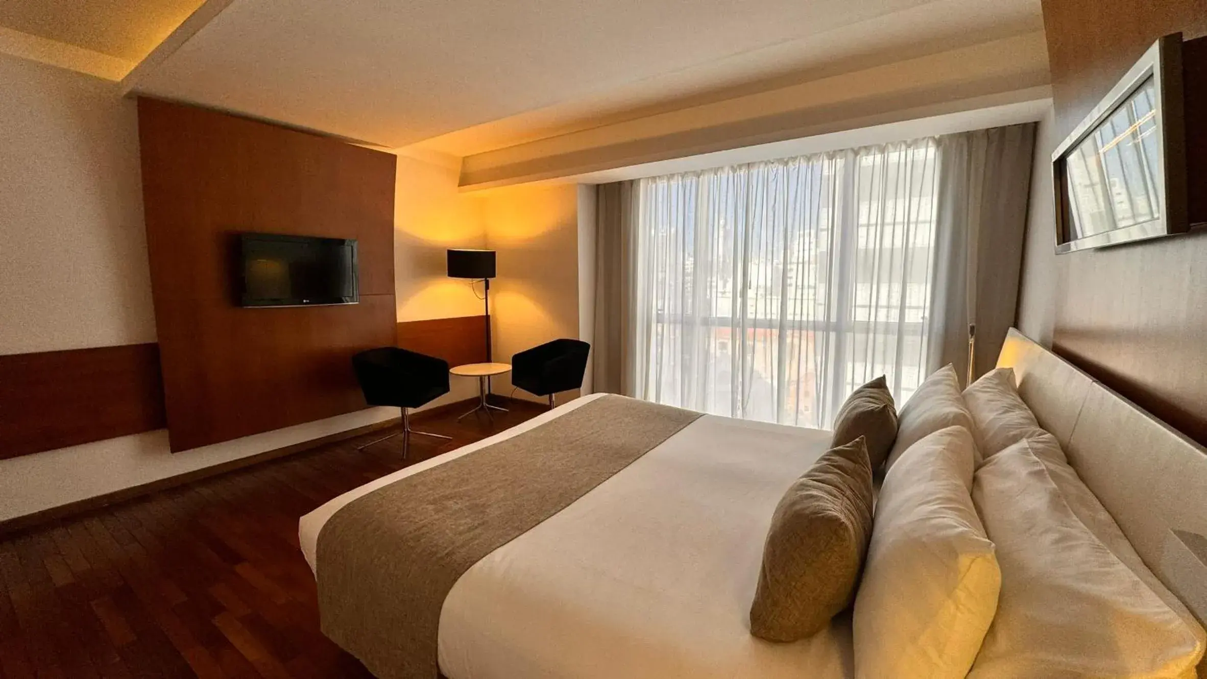 Photo of the whole room, Bed in Design Suites Buenos Aires Photo of the whole room, Bed in Design Suites Buenos Aires