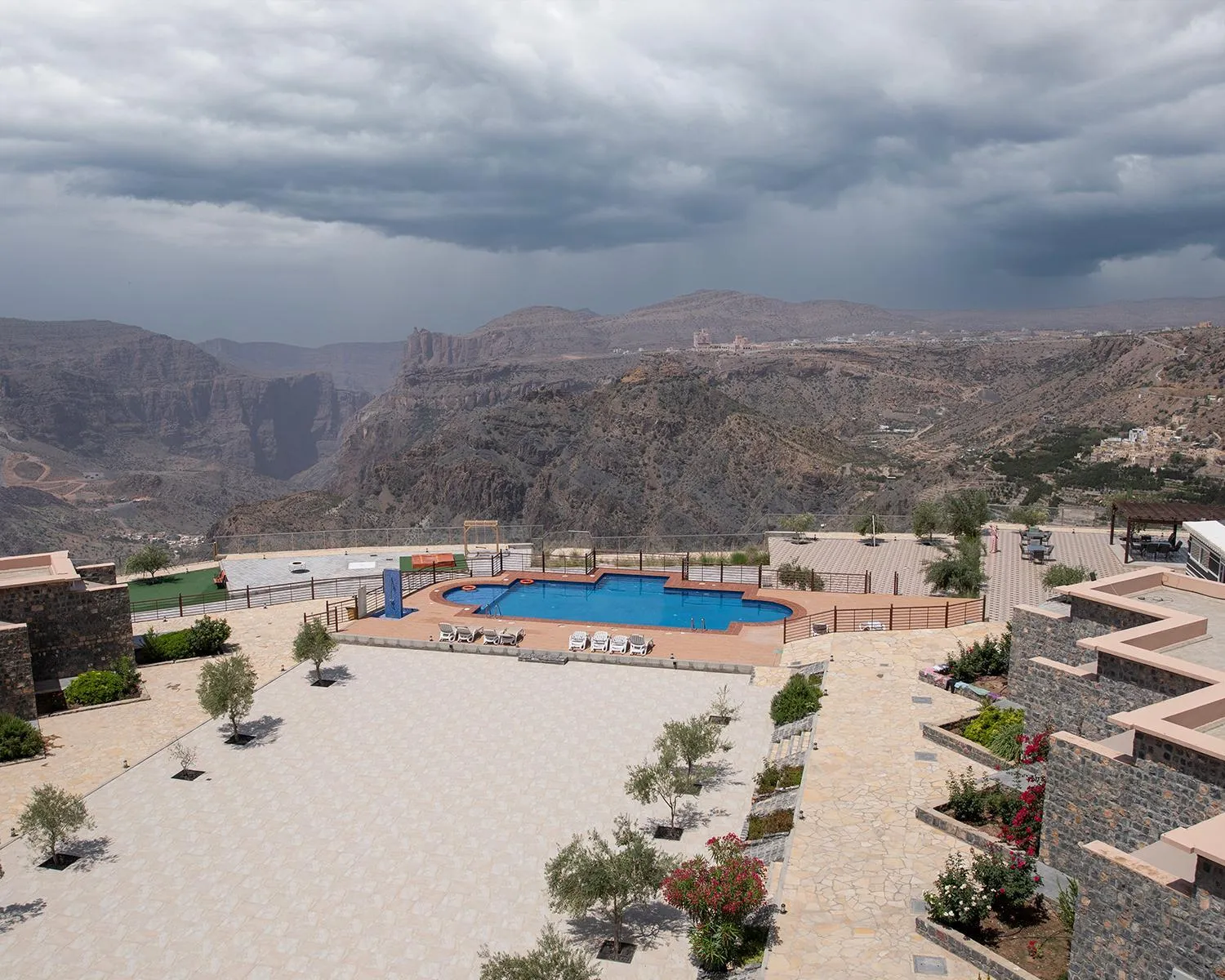 Pool view in Sama Hotel Jabal Al Akhdar