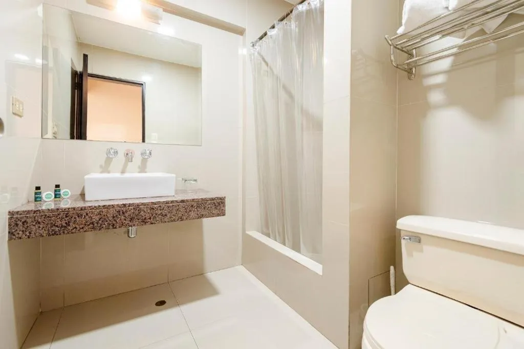 Bathroom in Hotel María Luisa