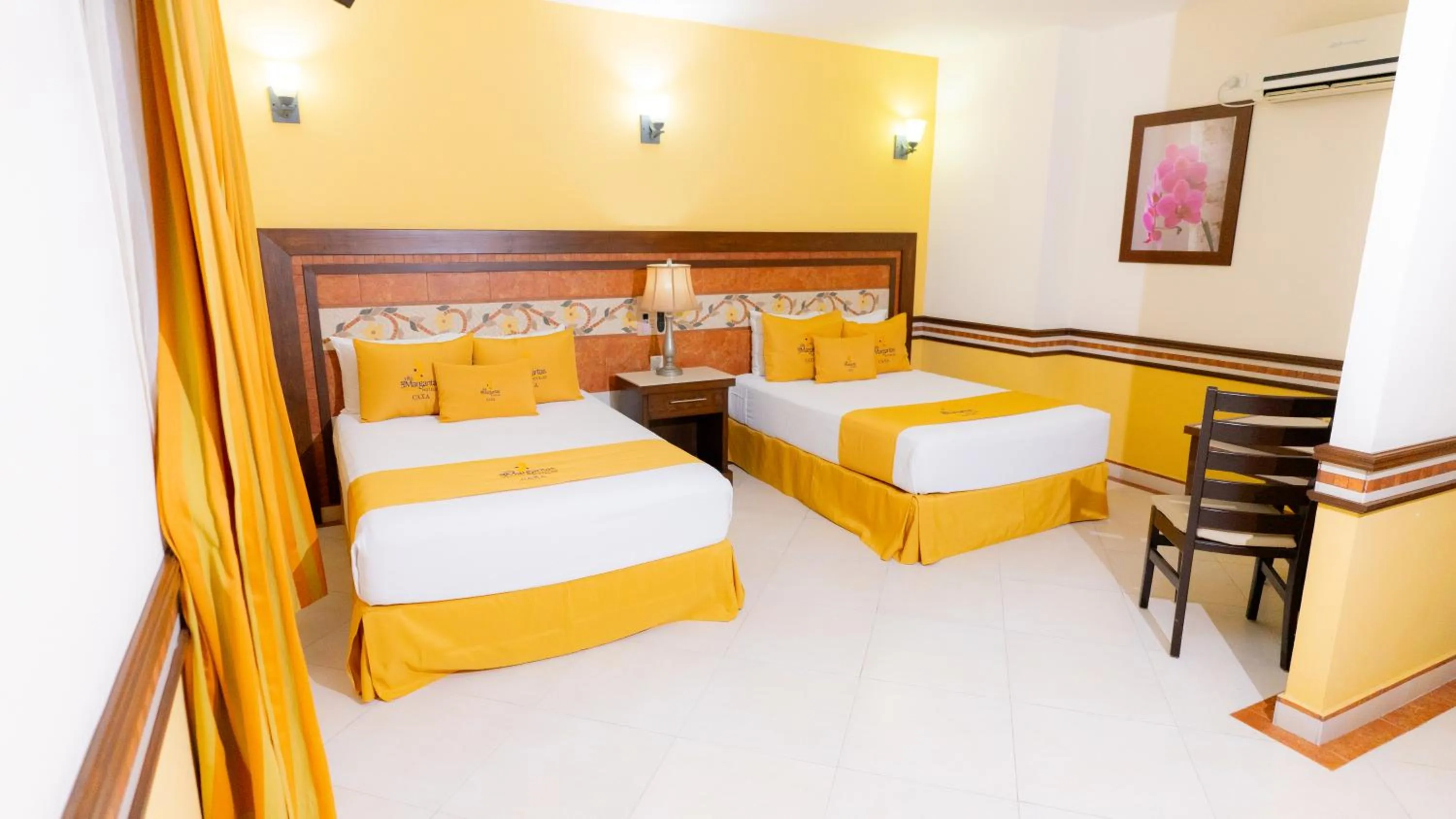 Bed in Villa Las Margaritas Caxa