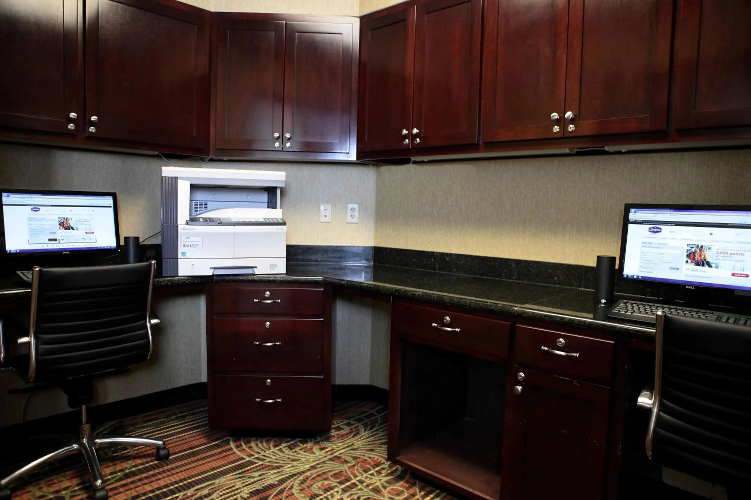 Business facilities in Hampton Inn Milan