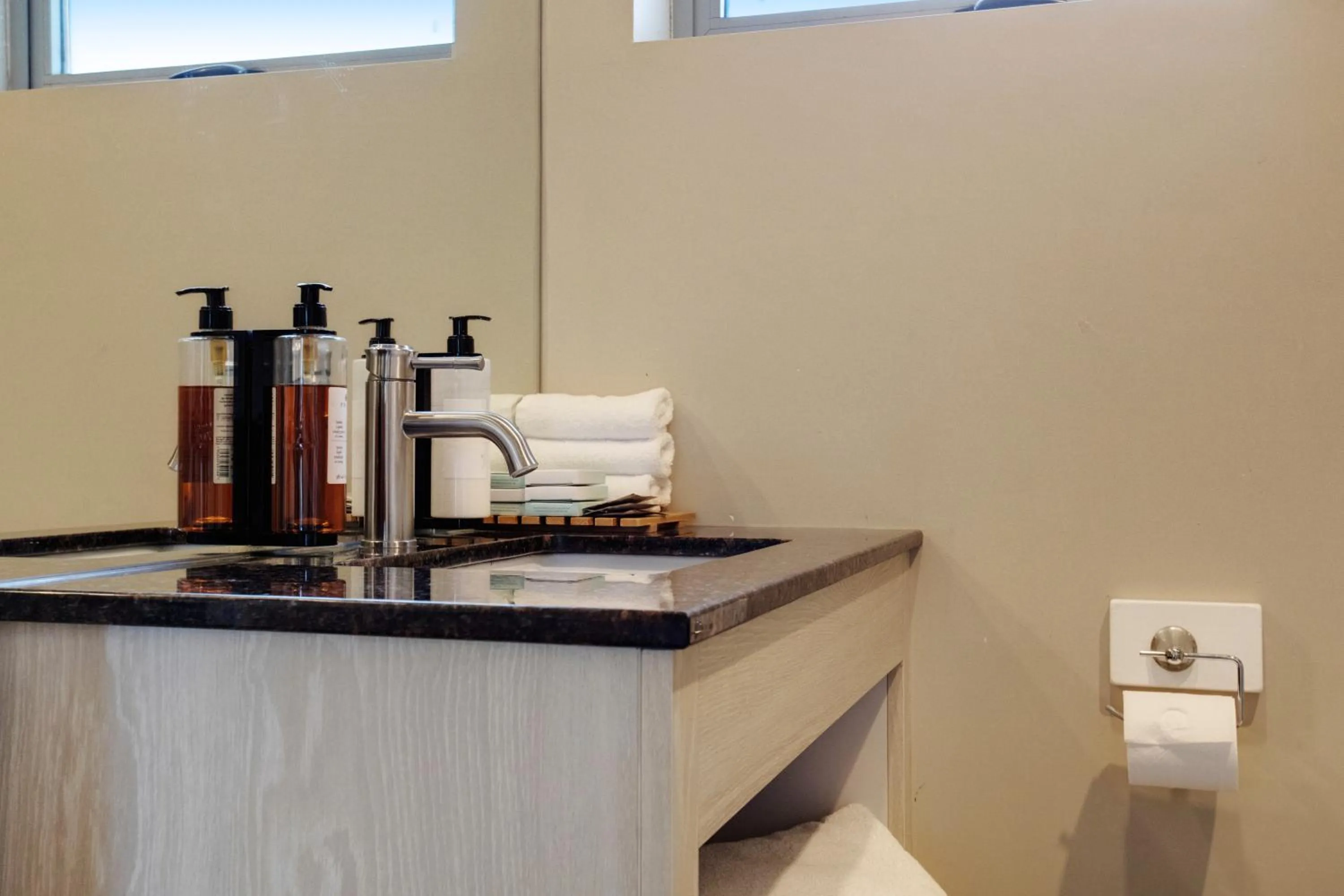 Ellerslie Palms Motel