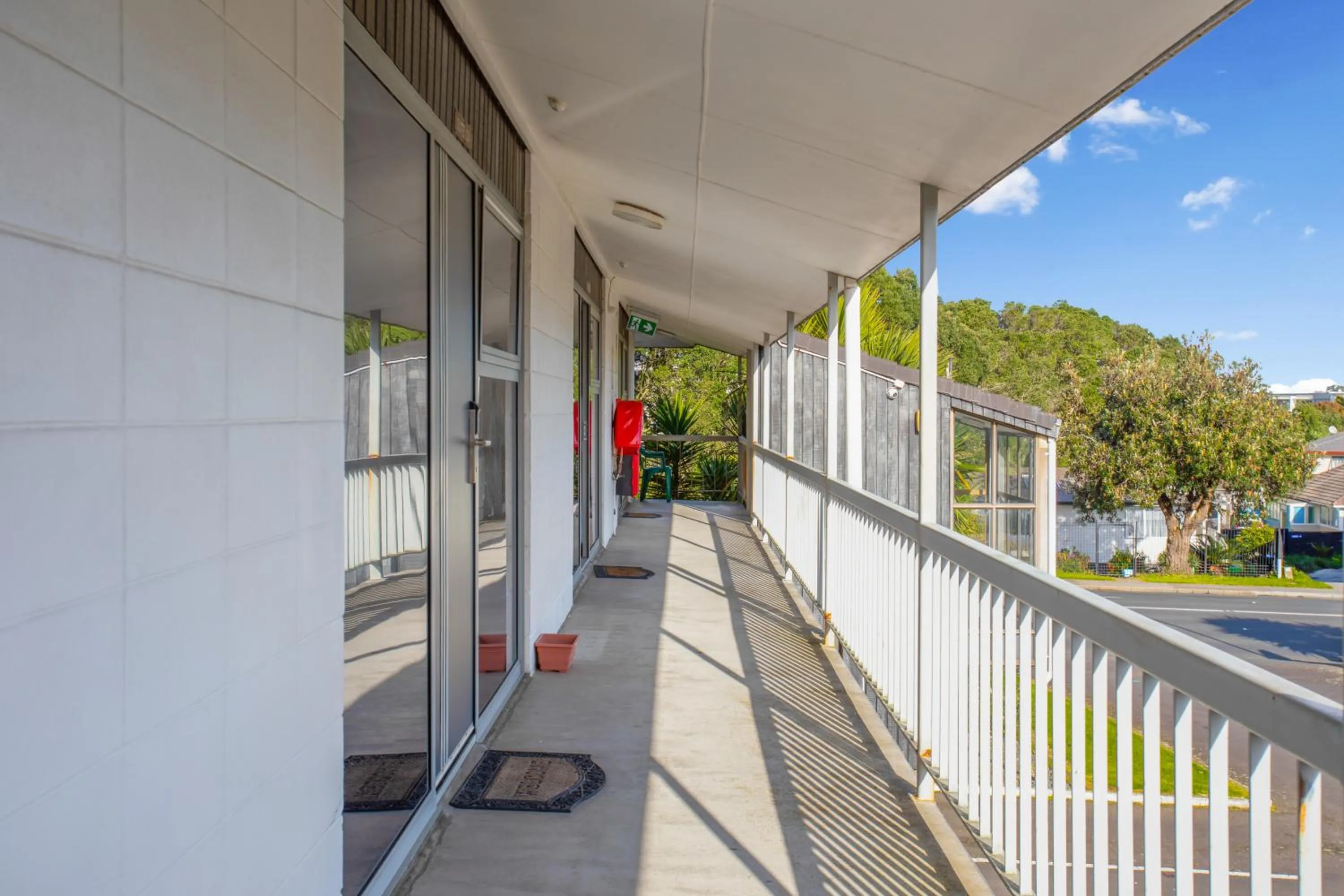 Ellerslie Palms Motel