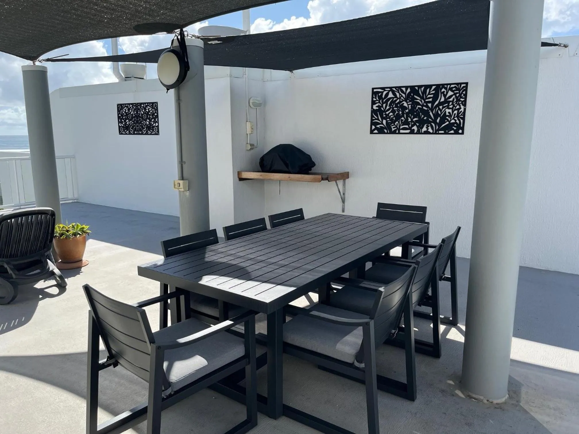 Seating area in The Burlington Holiday Apartments