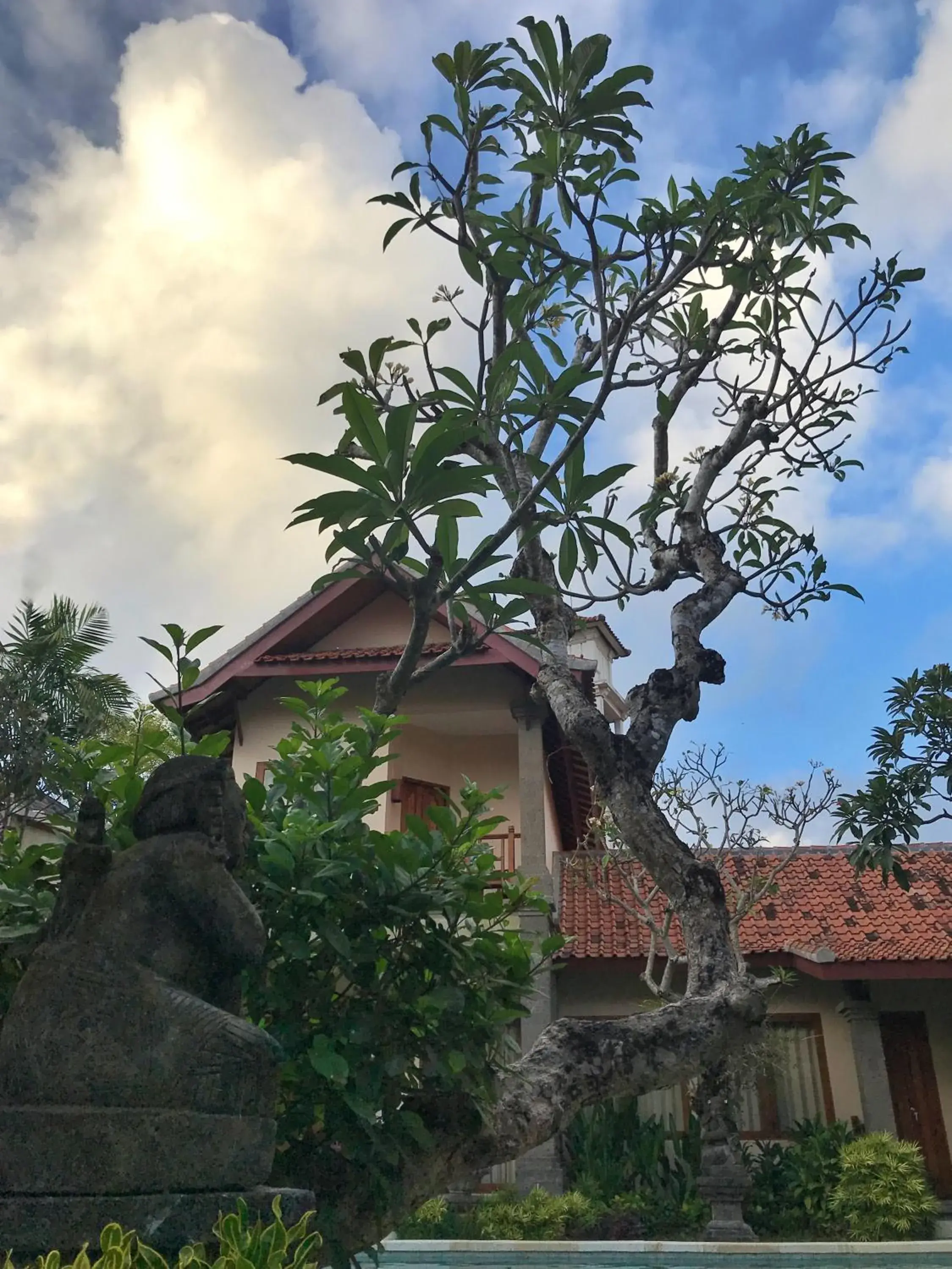 Property building in Puri Mesari Hotel Property building in Puri Mesari Hotel