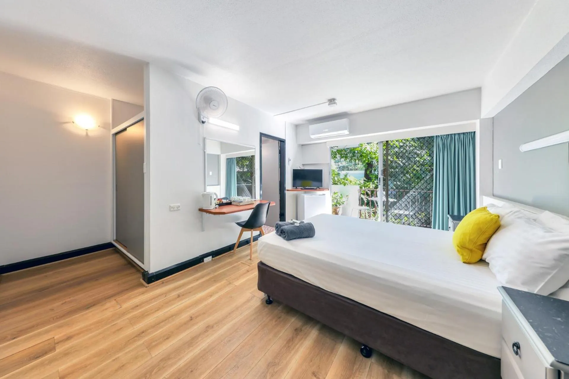 Bed in Paravista Motel