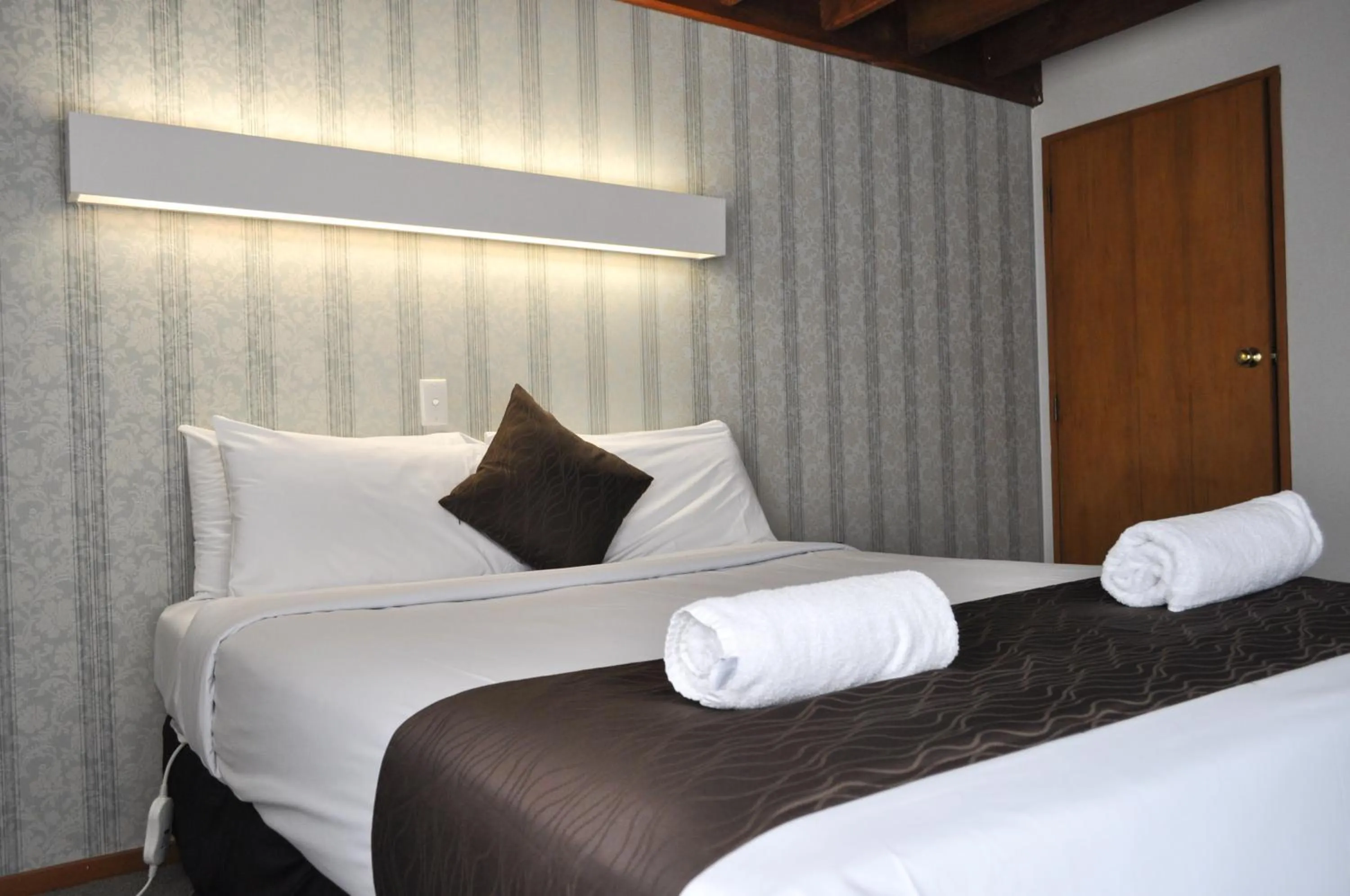 Photo of the whole room, Bed in The Lofts Apartments