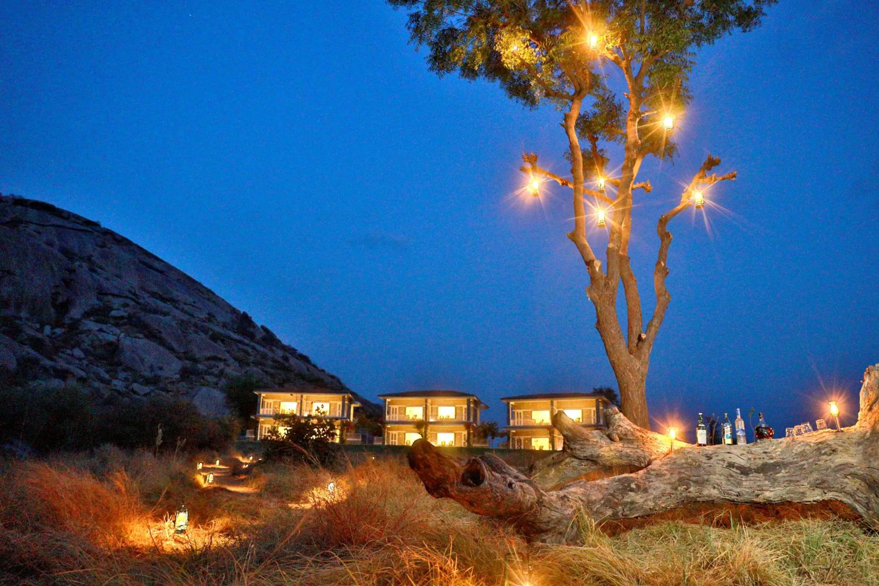 Property building in Amritara Jawai Resort