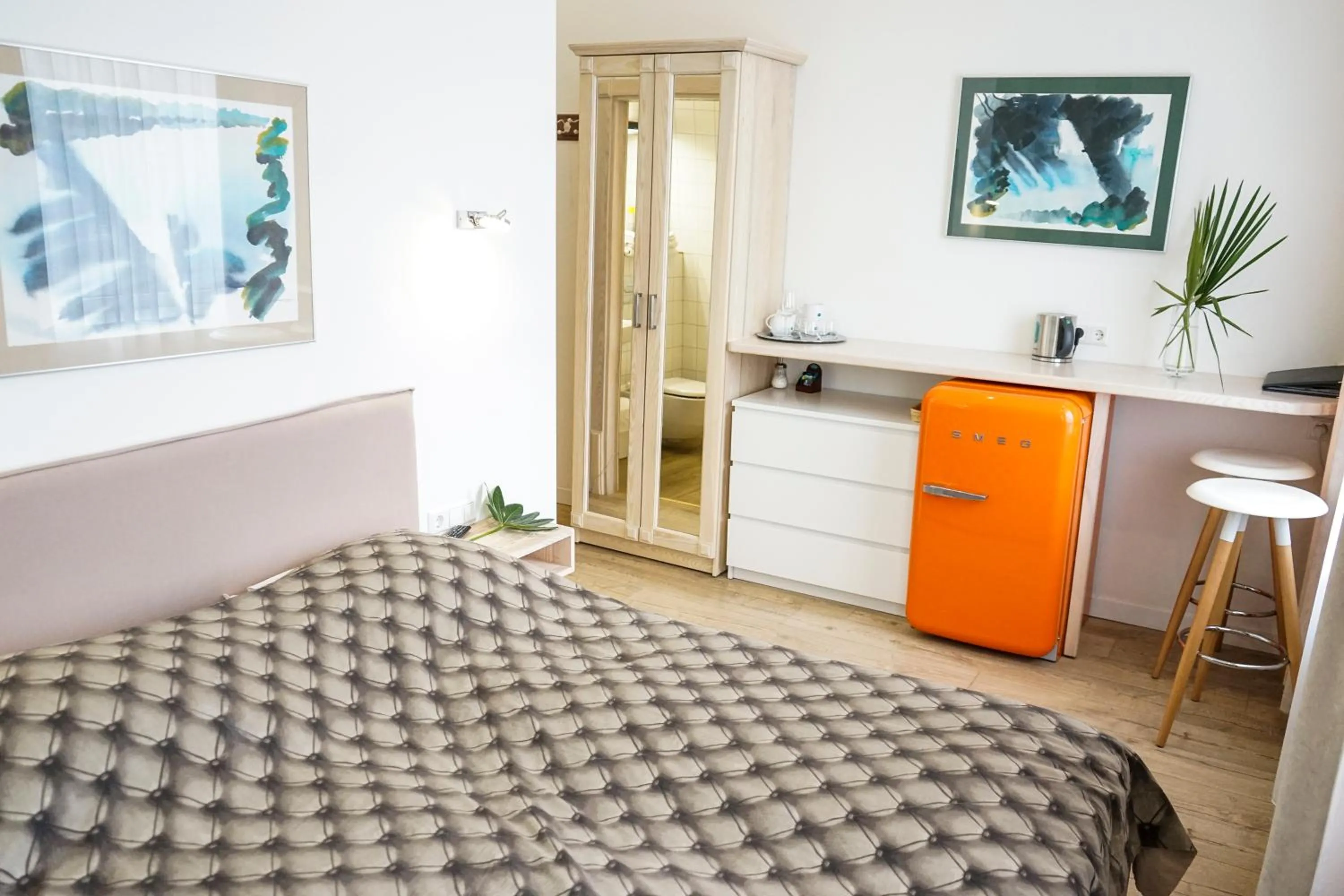 Living room, Bed in Guest House Senasis Pastas
