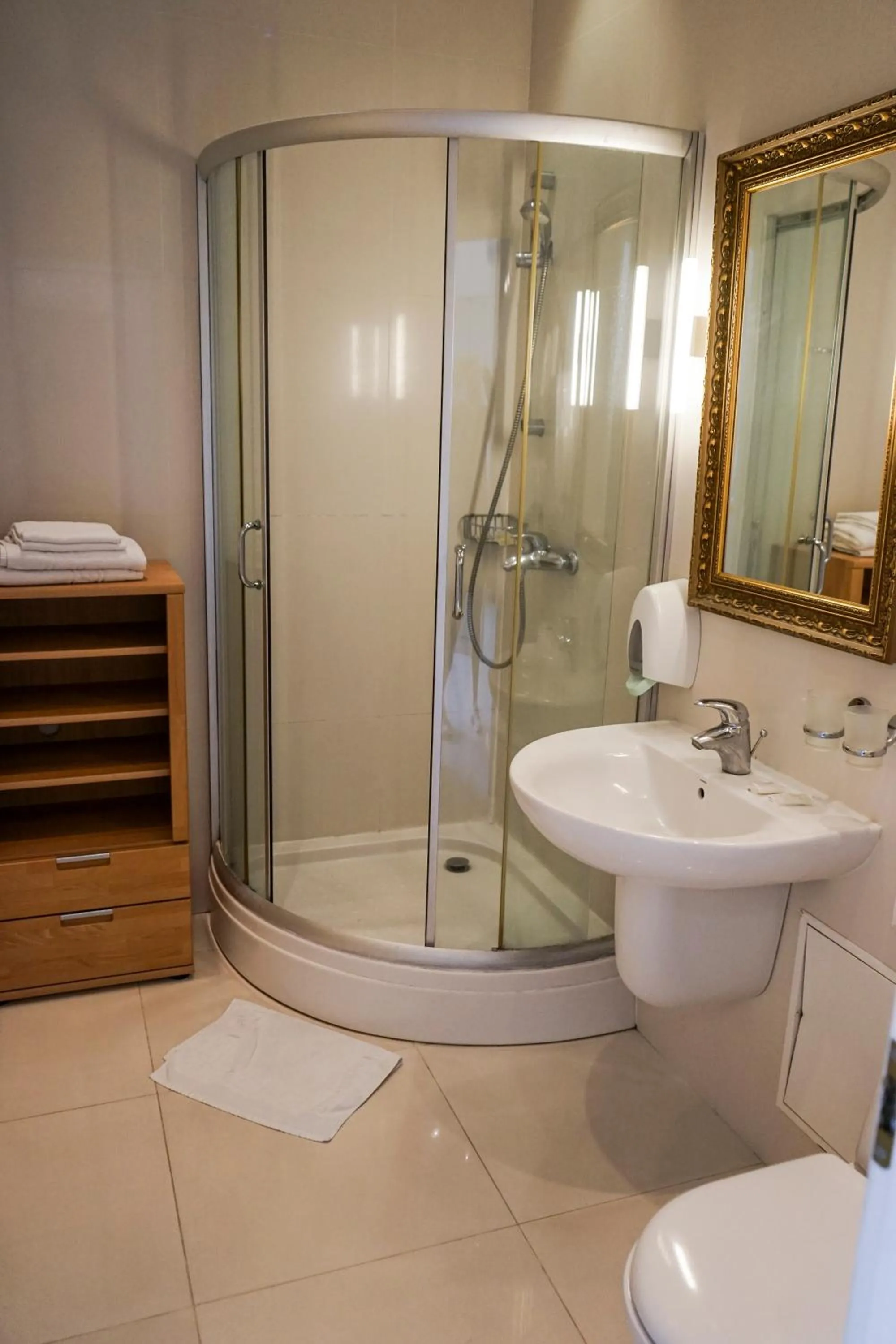 Bathroom in Guest House Senasis Pastas