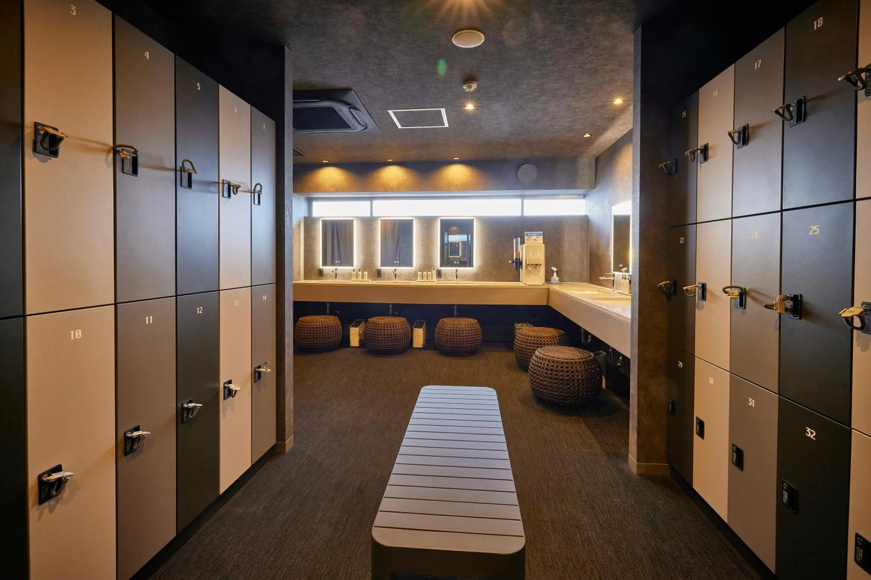 Public Bath, Bed in 3s HOTEL ATSUGI