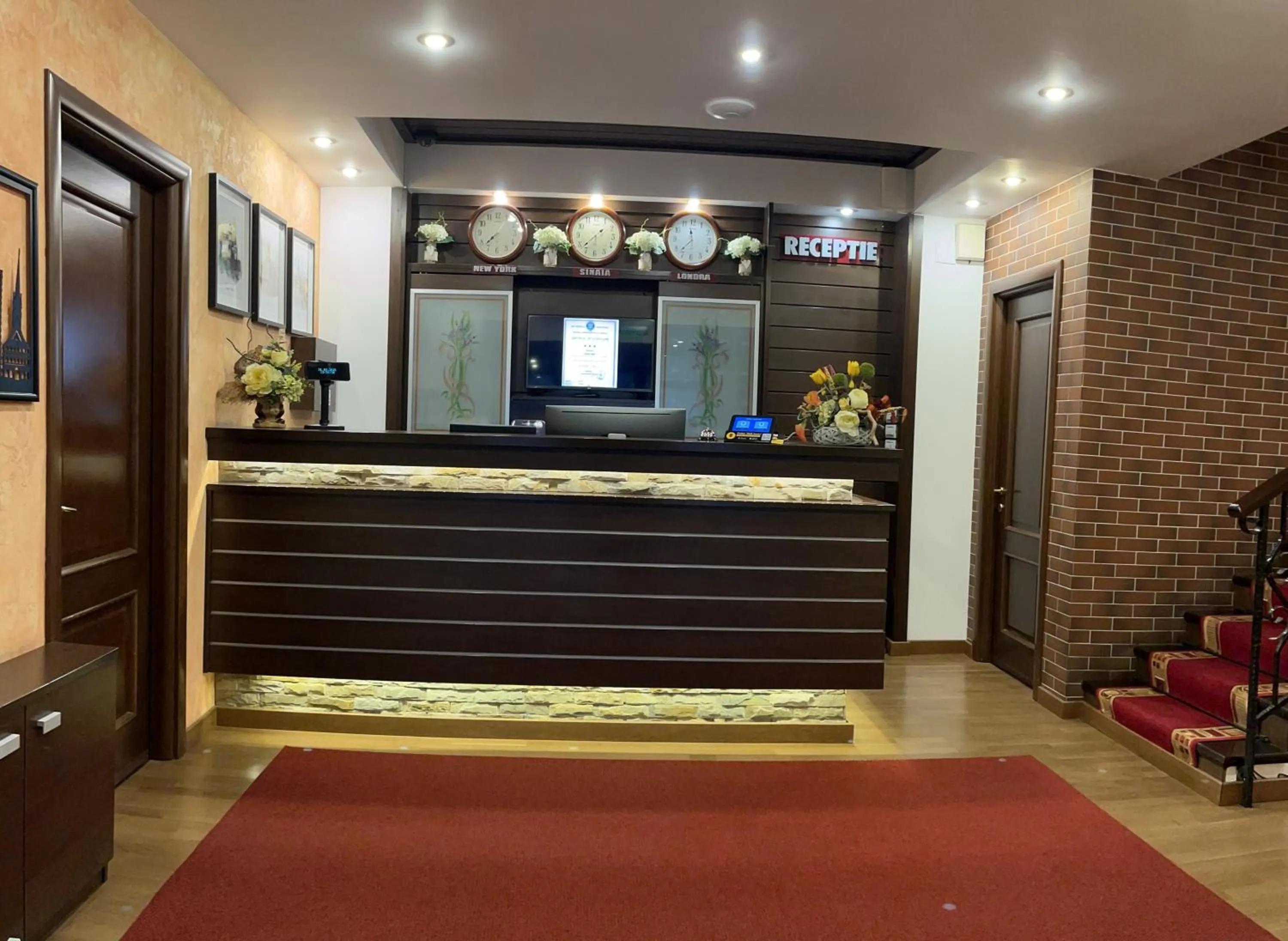 Lobby or reception in Casa Iris-Hotel & Restaurant