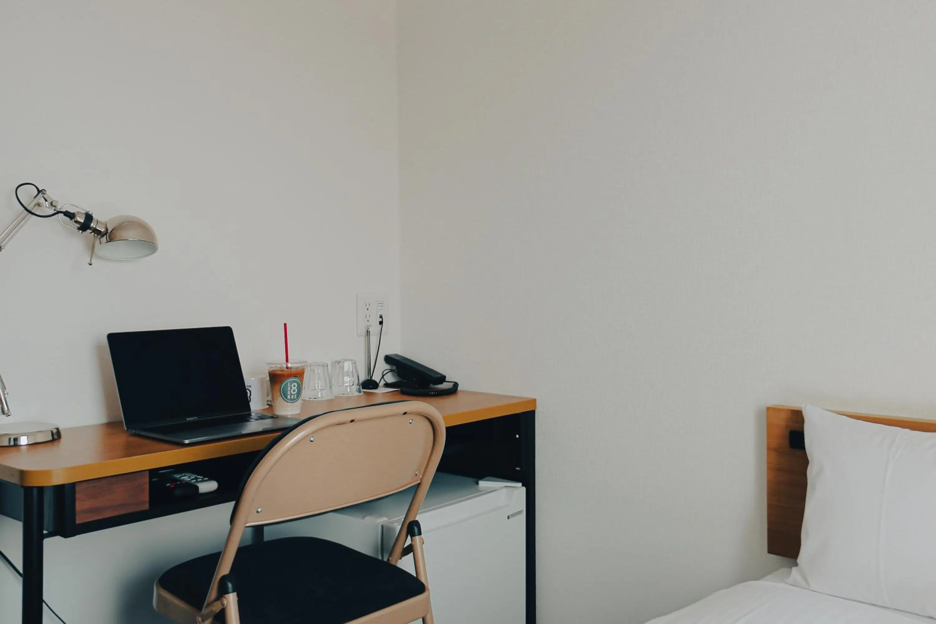 Photo of the whole room in 8 Hotel Shonan Fujisawa