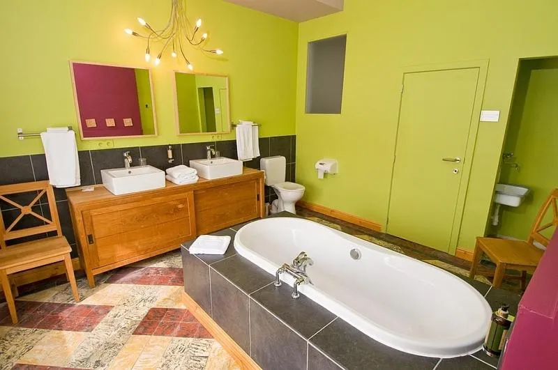 Bathroom, Bed in Het Pachthof