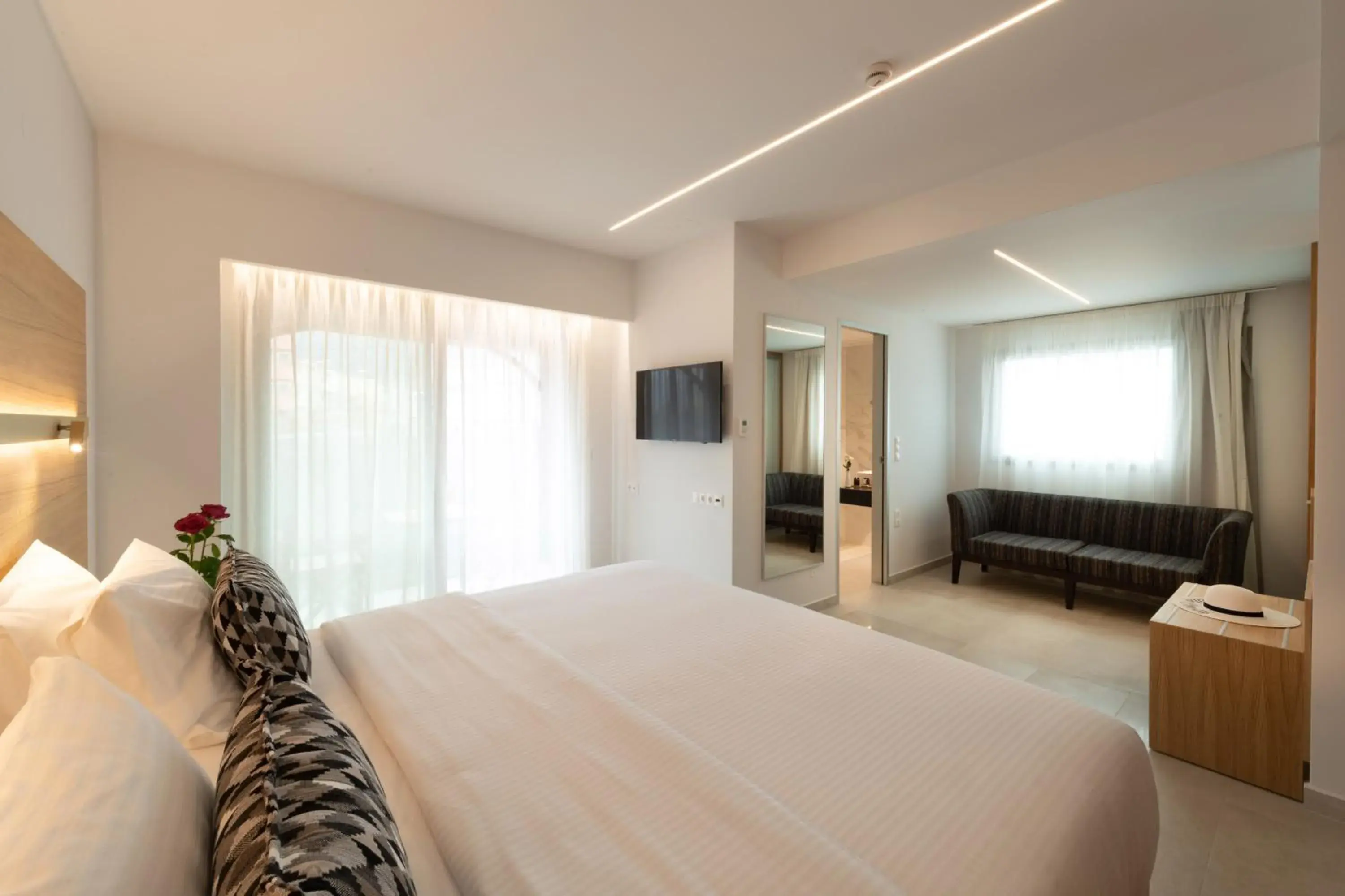 Bedroom, Bed in High Beach White - Adults Only Bedroom, Bed in High Beach White - Adults Only