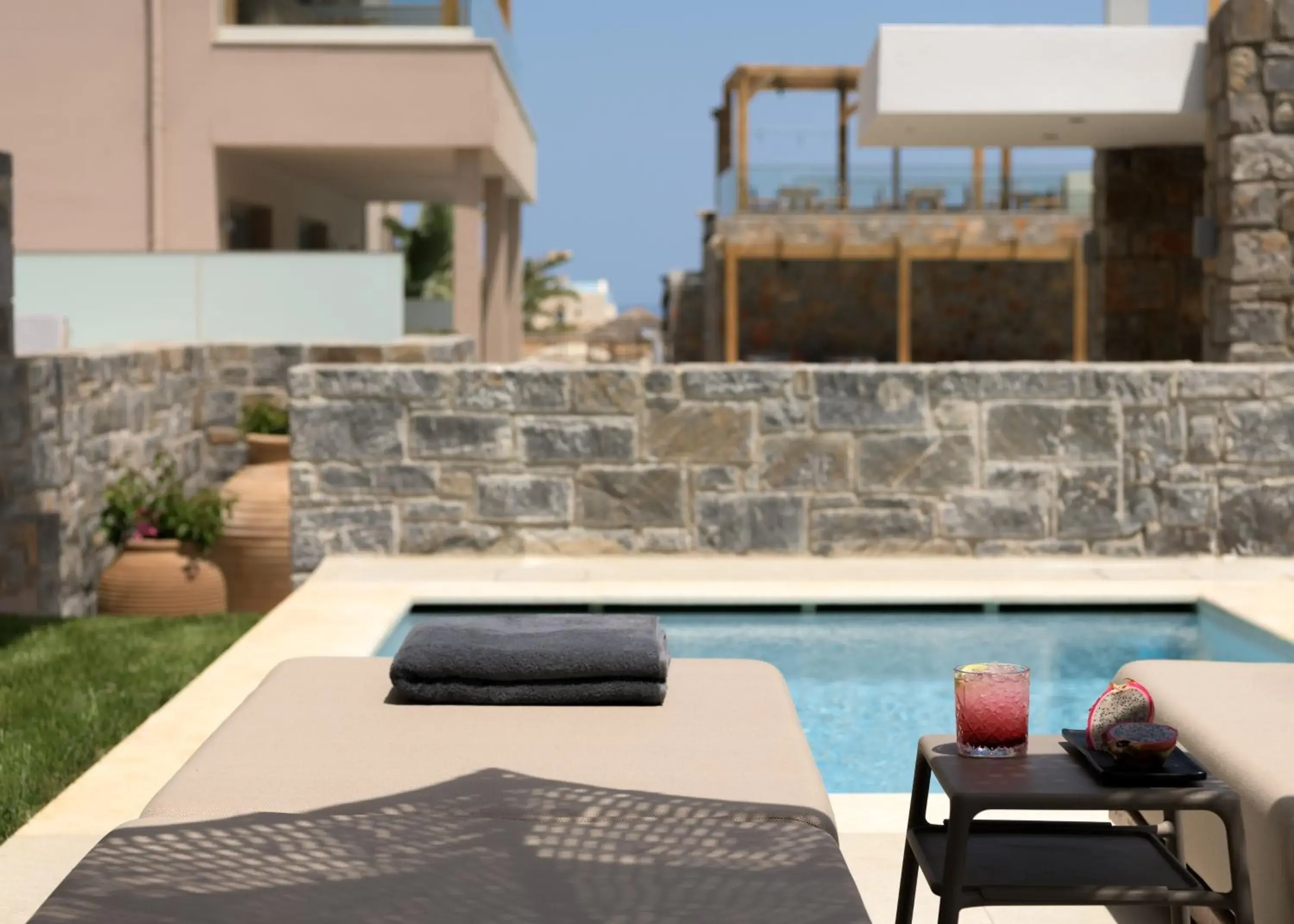 Swimming pool in High Beach White - Adults Only Swimming pool in High Beach White - Adults Only