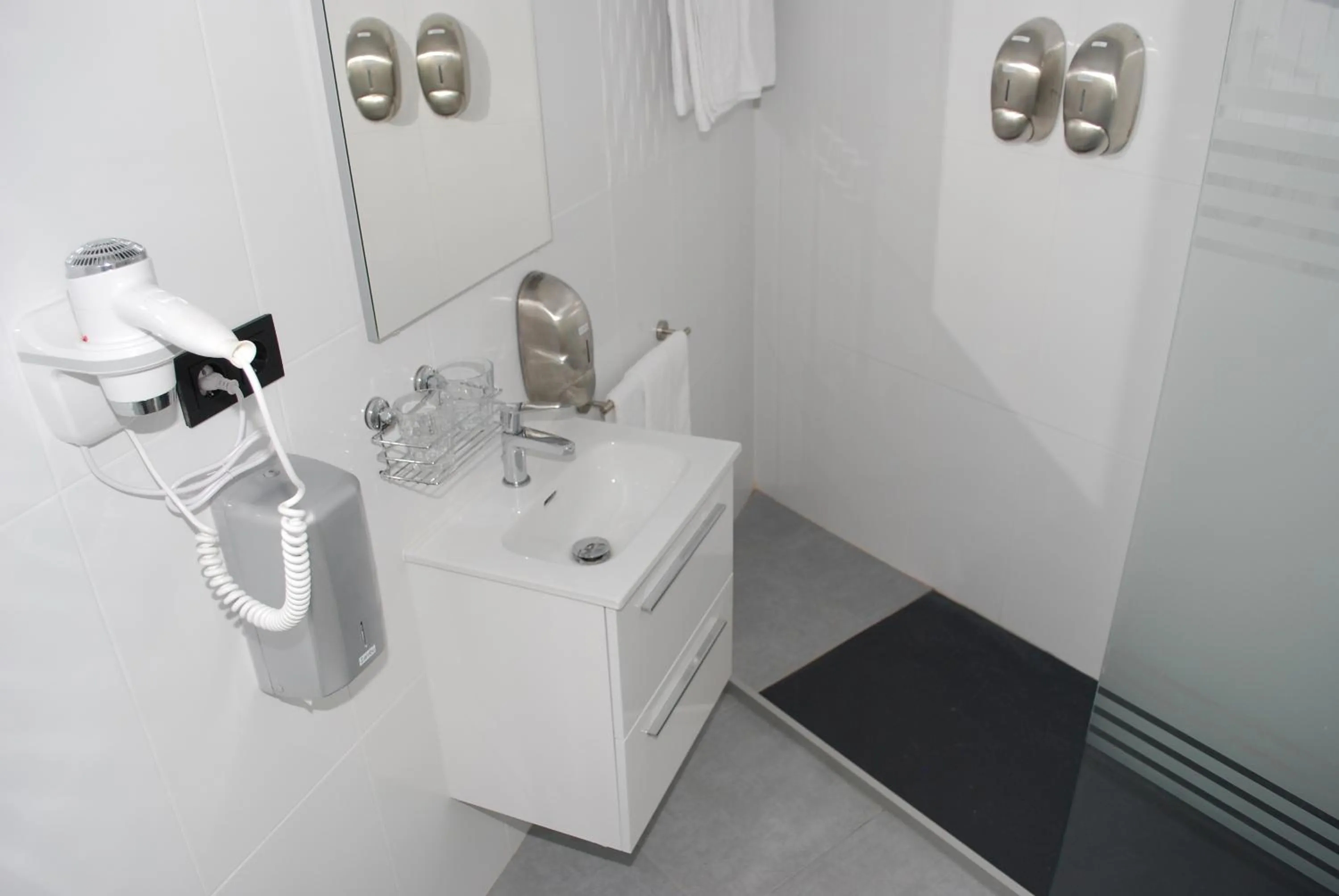Shower in Hotel Moli Boutique