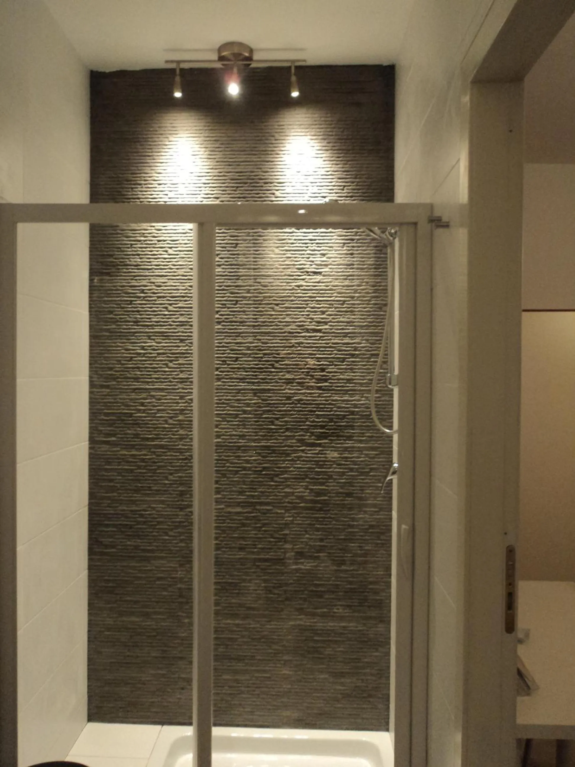 Shower in B&B Sbarco dei 1000