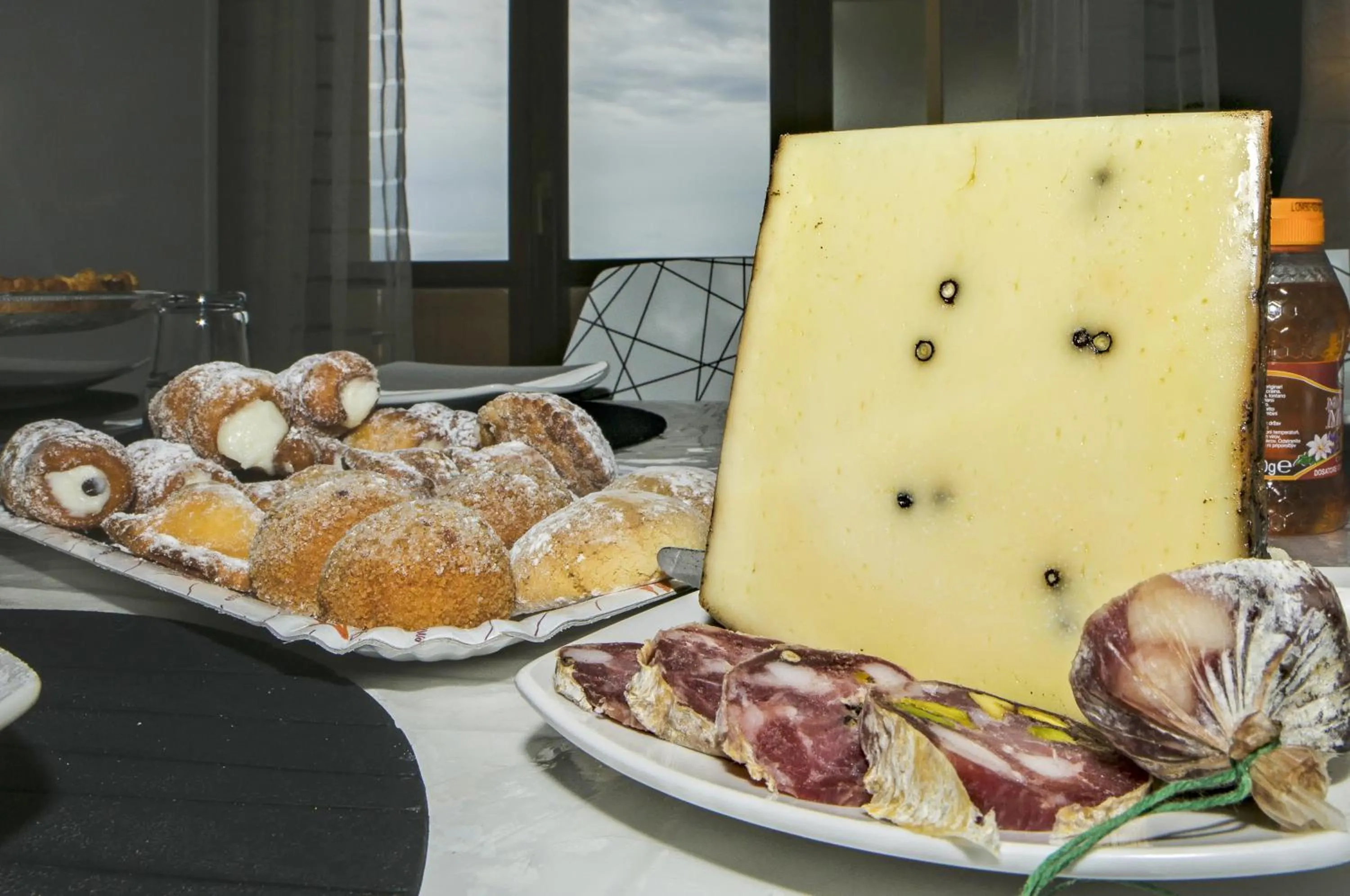 Communal lounge/ TV room in B&B Sbarco dei 1000