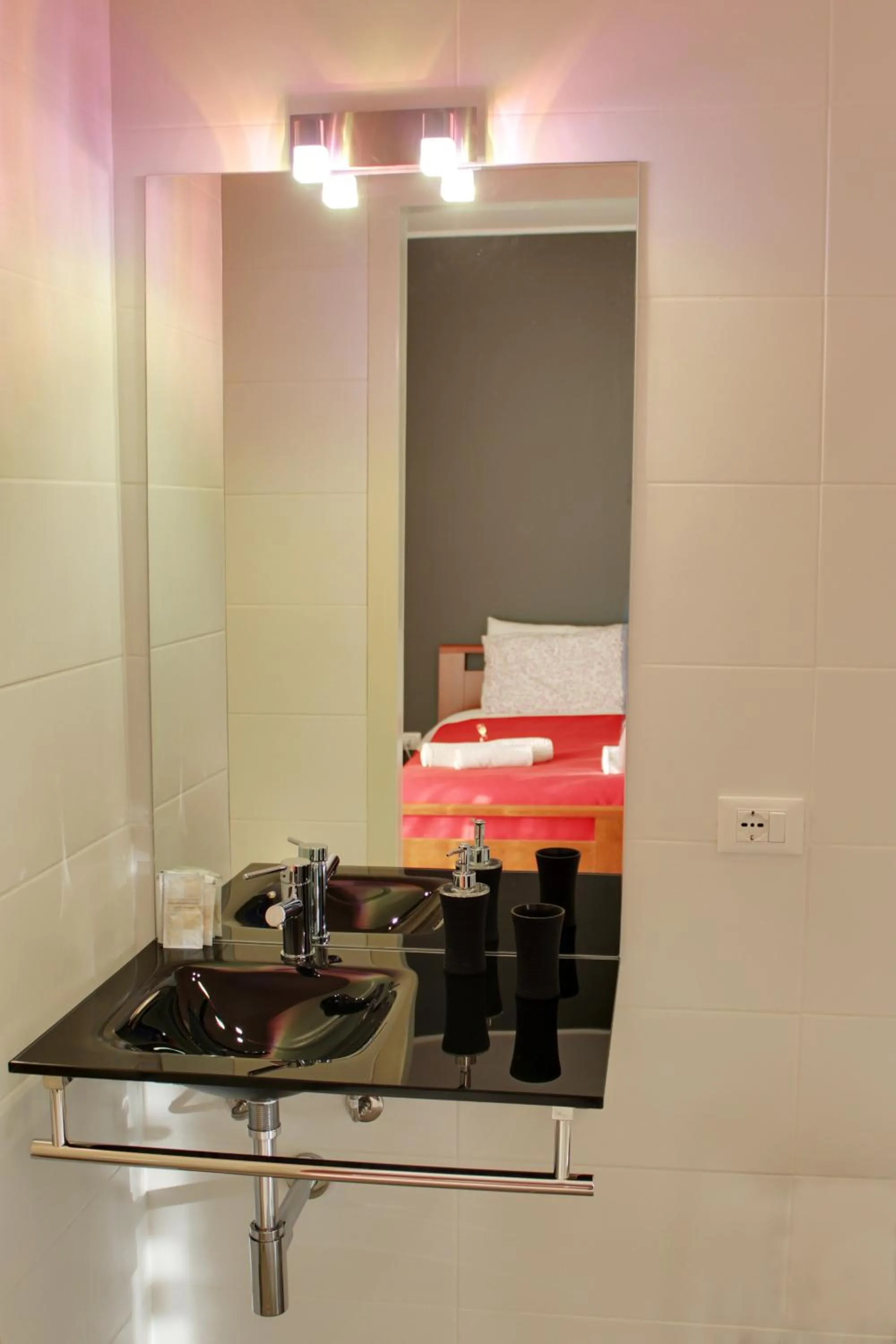 Shower in B&B Sbarco dei 1000