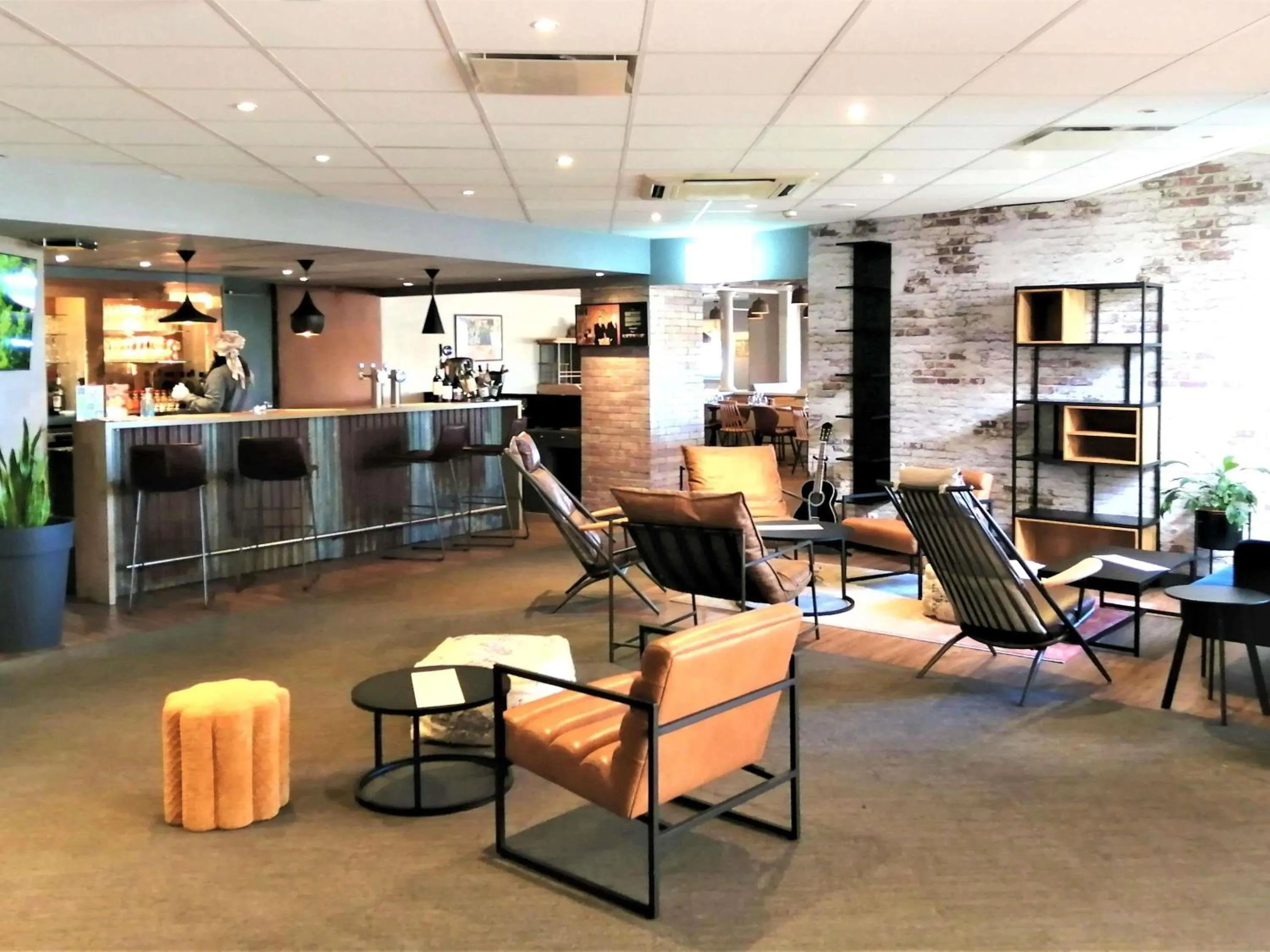 Property building in ibis Poitiers Sud