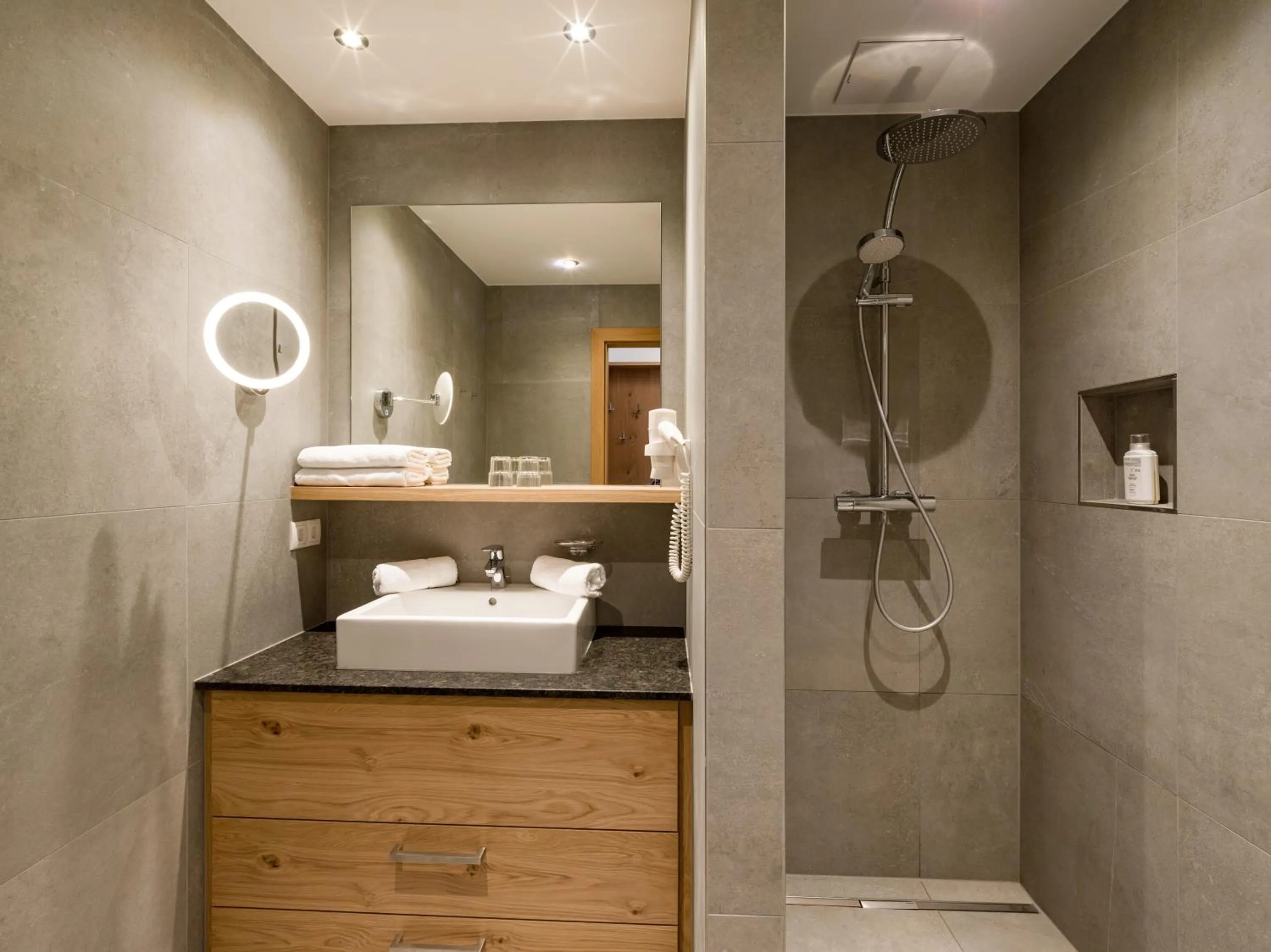 Bathroom in Hotel Kroneck