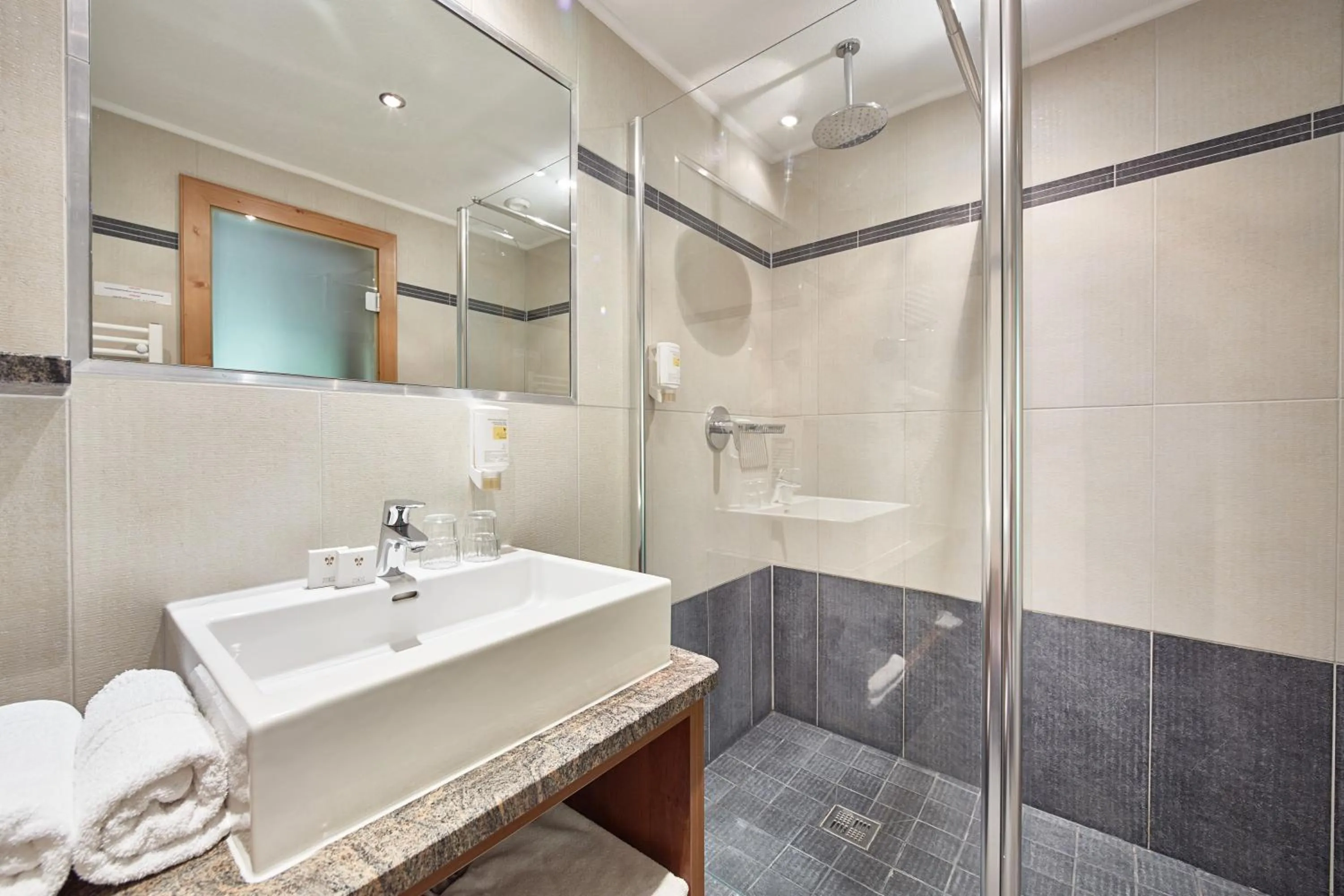 Bathroom in Hotel Kroneck