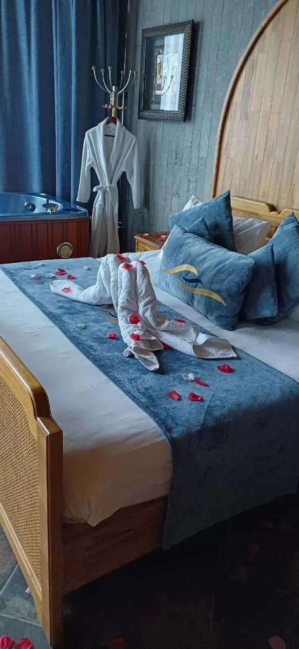 Bed in Bay Lodge Boutique Hotel