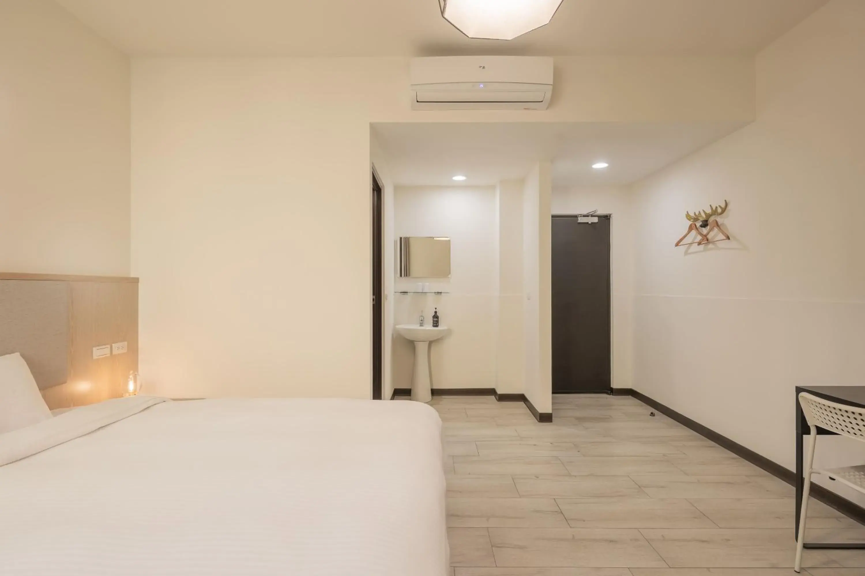 Bed in Meant To Be Bed in Meant To Be