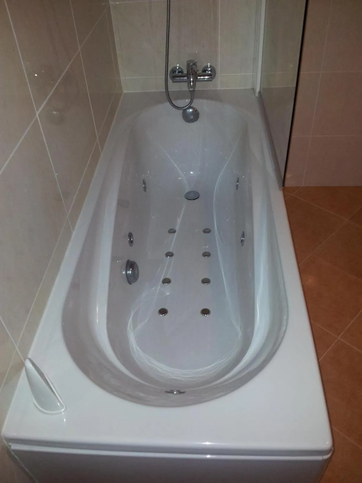 Hot Tub in Hotel AV Apartamentos Lobios