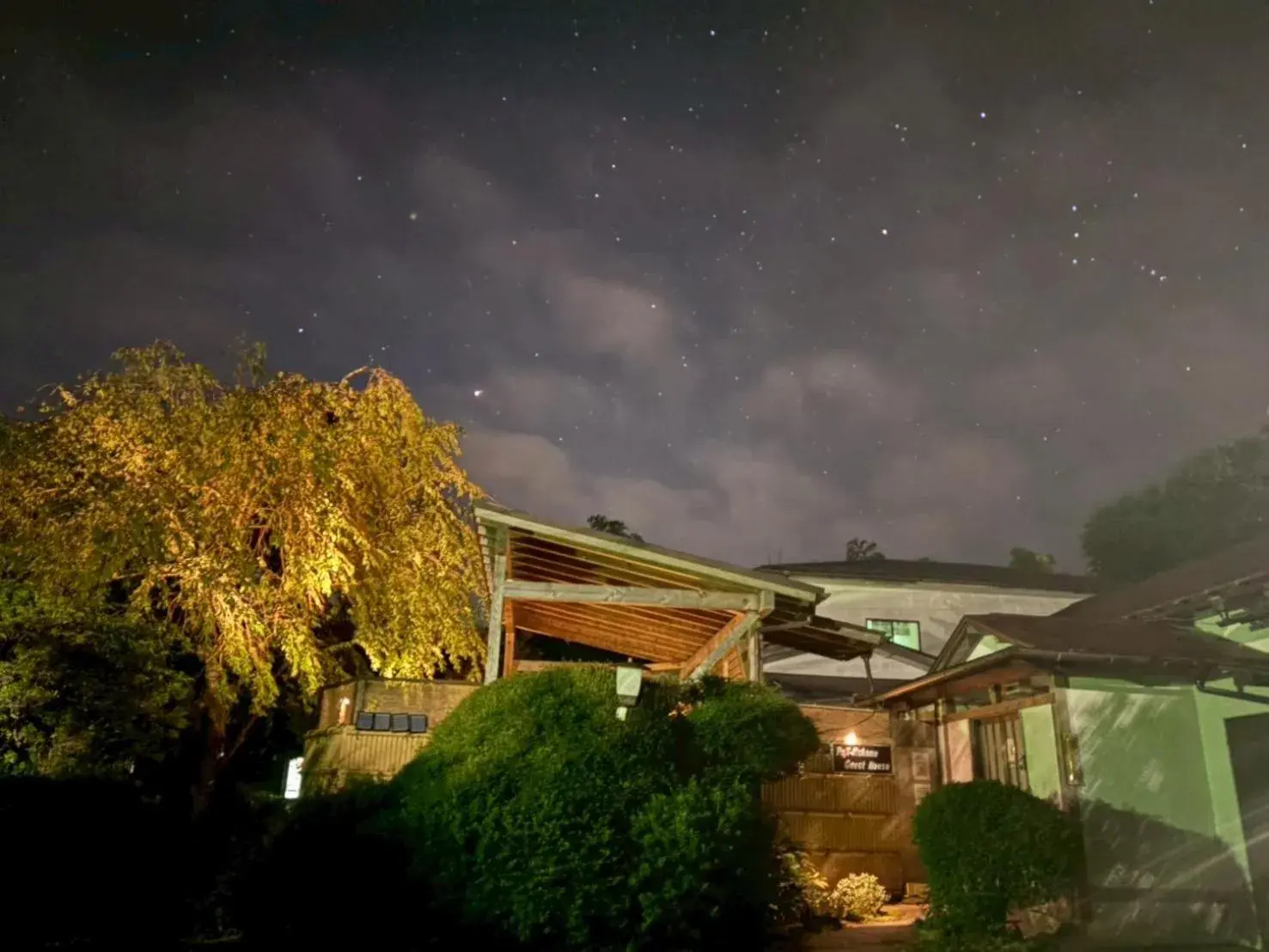 Property building in Fuji-Hakone Guest House Property building in Fuji-Hakone Guest House