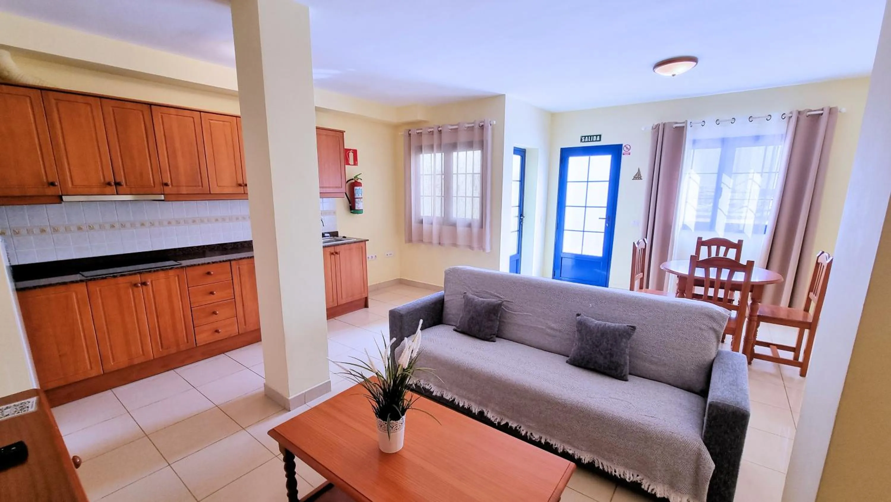 Dining area in Evita Beach Suites Exclusivas