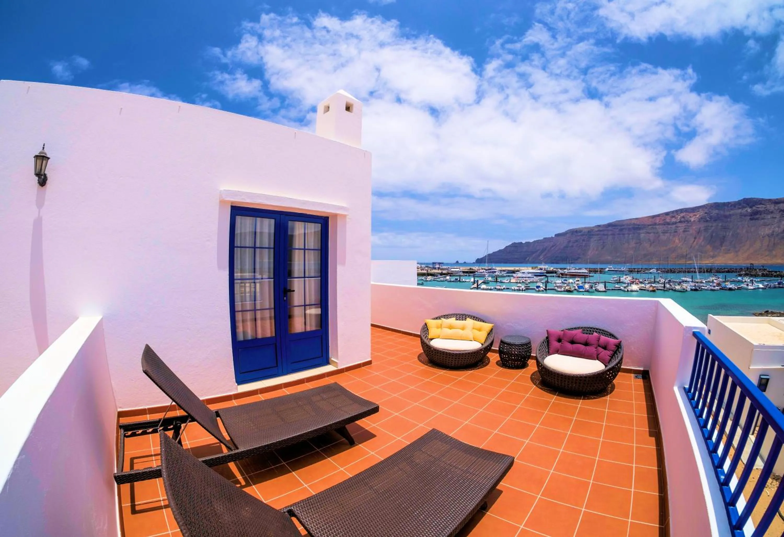 Day in Evita Beach Suites Exclusivas