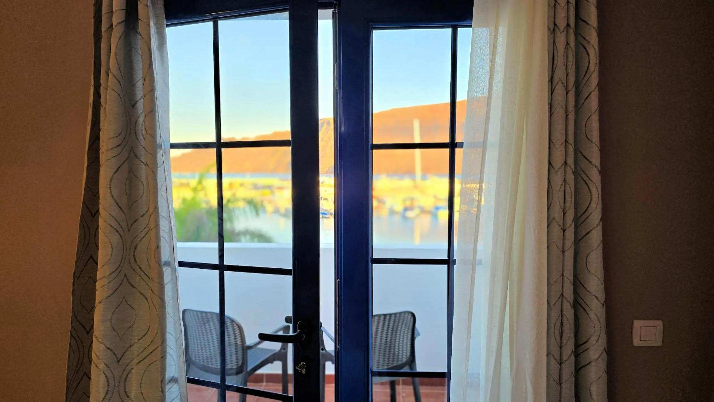 Evita Beach Suites Exclusivas